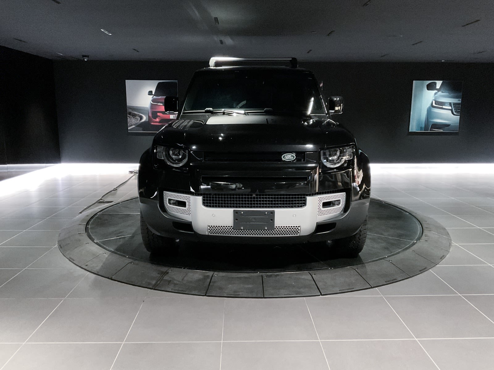 2022 Land Rover Defender S, Vancouver, Cash
