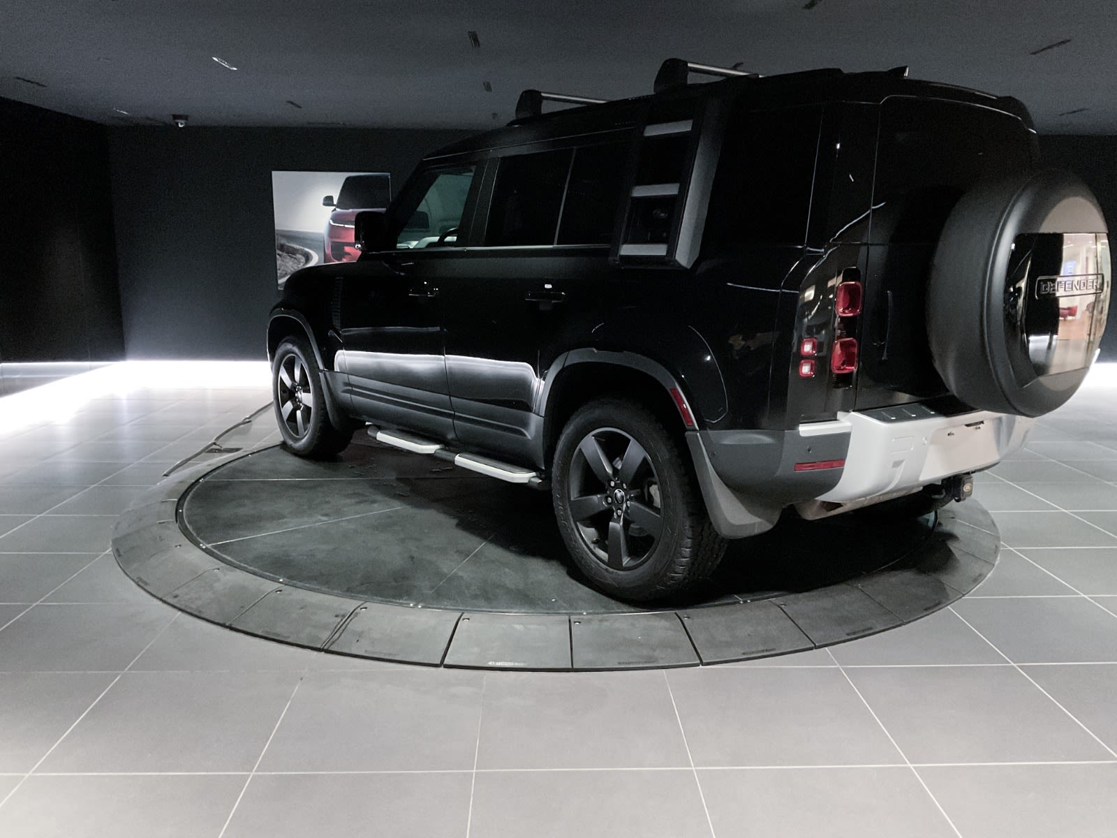 2022 Land Rover Defender S, Vancouver, Cash