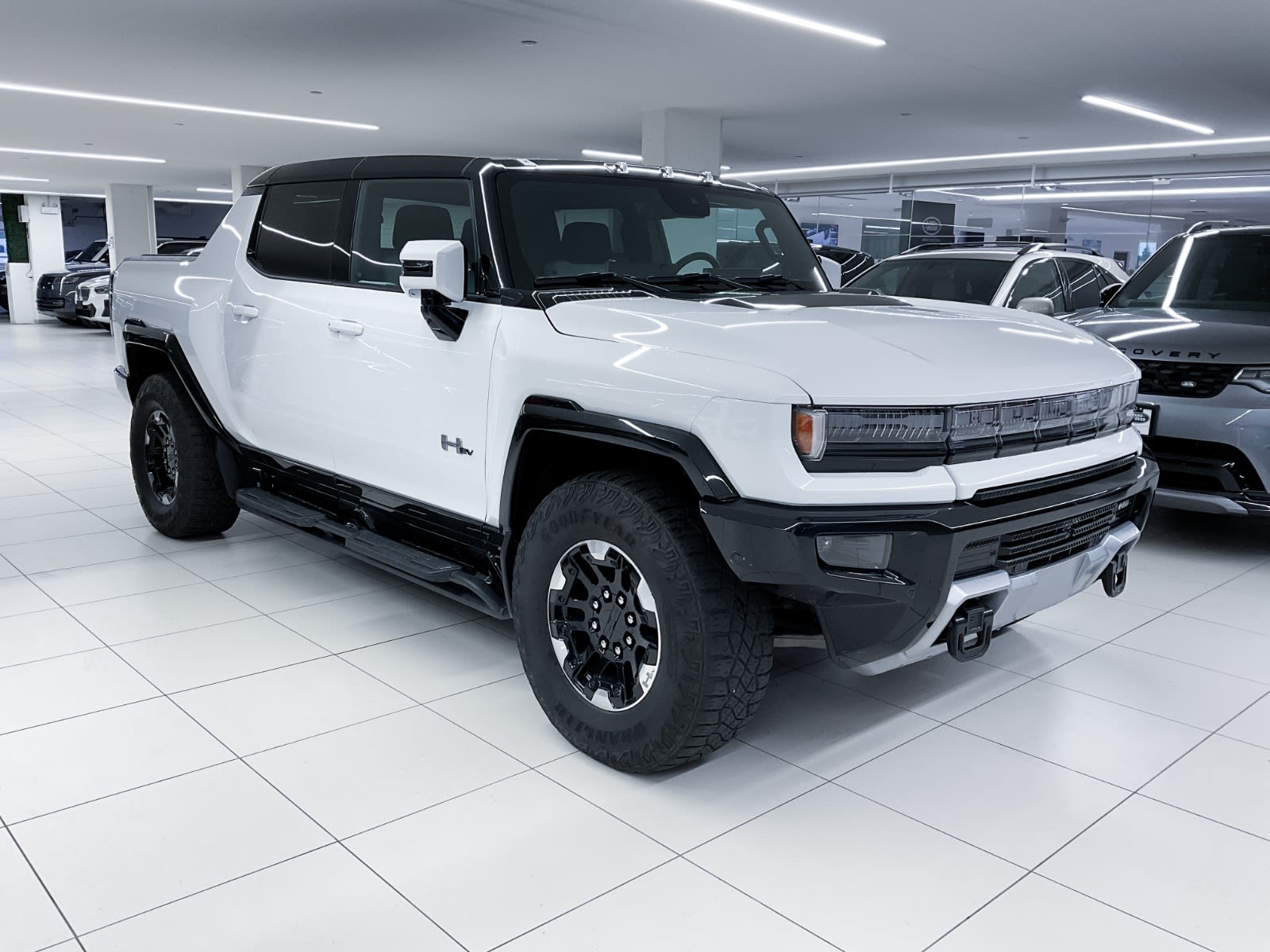 2023 GMC HUMMER EV Pickup e4WD Crew Cab, Vancouver, Cash