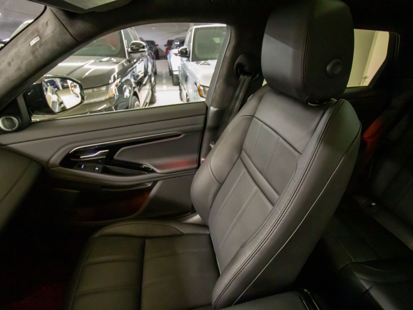 2023 Land Rover Range Rover Evoque R-Dynamic SE, Vancouver, Cash
