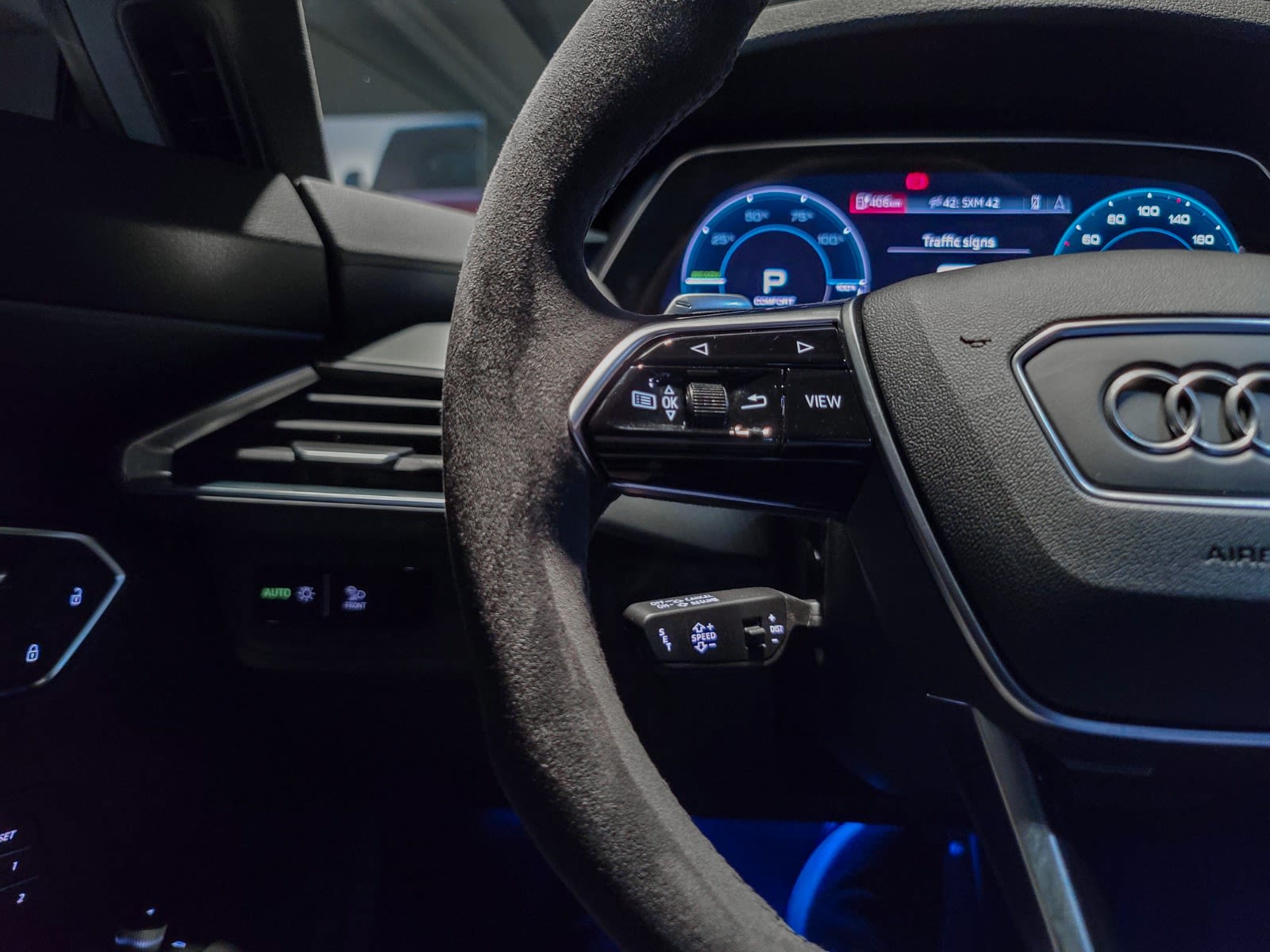 2023 Audi e-tron GT quattro, Vancouver, Cash