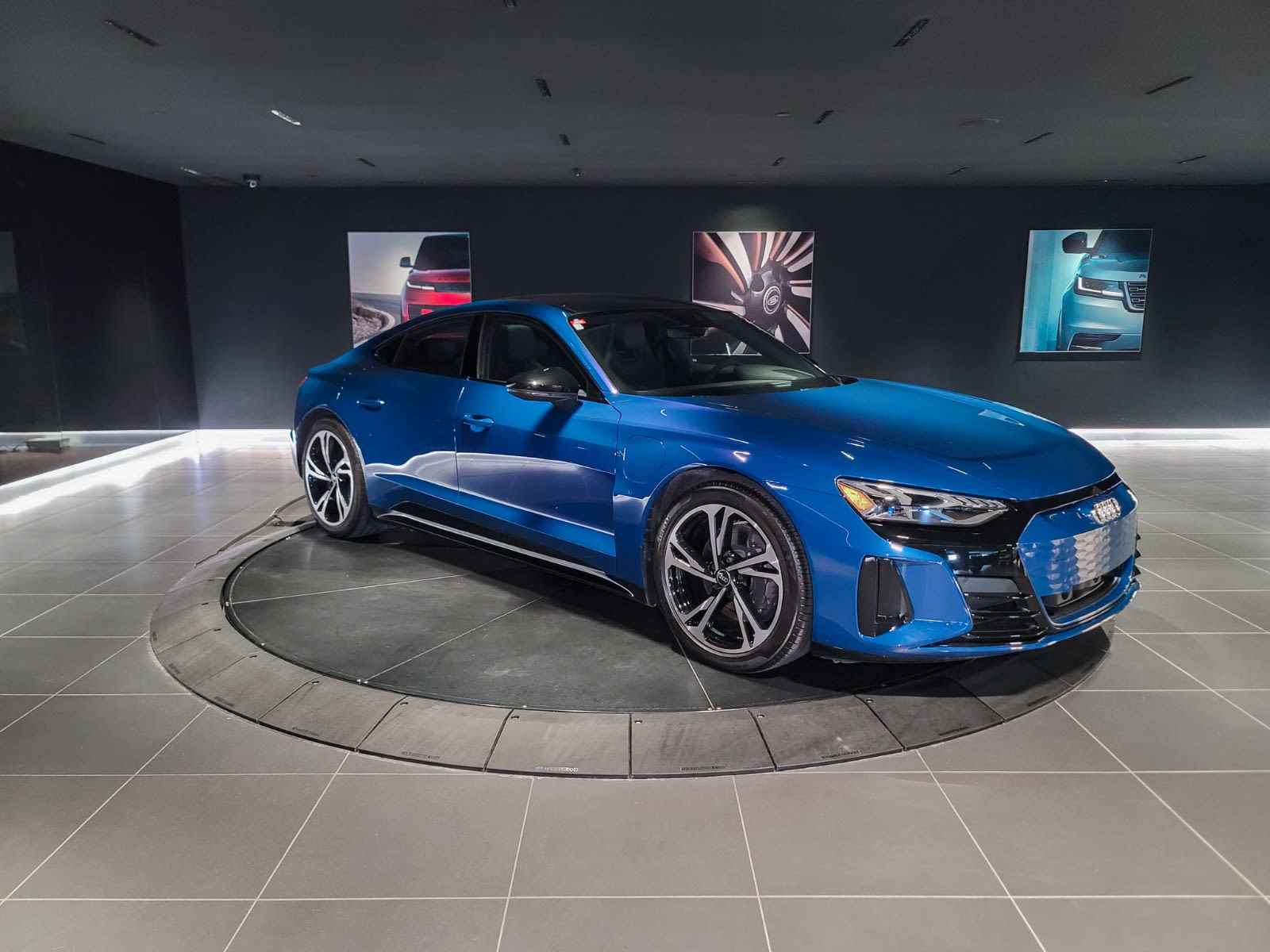 2023 Audi e-tron GT quattro, Vancouver, Cash