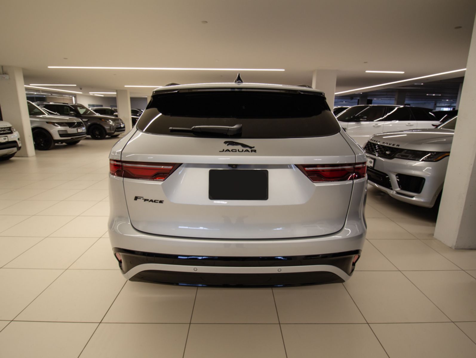 2023 Jaguar F-PACE R-Dynamic S, Vancouver, Cash