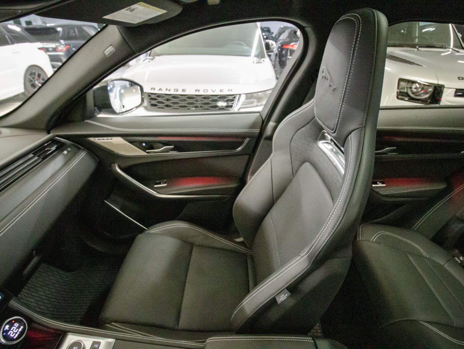 2023 Jaguar F-PACE R-Dynamic S, Vancouver, Cash