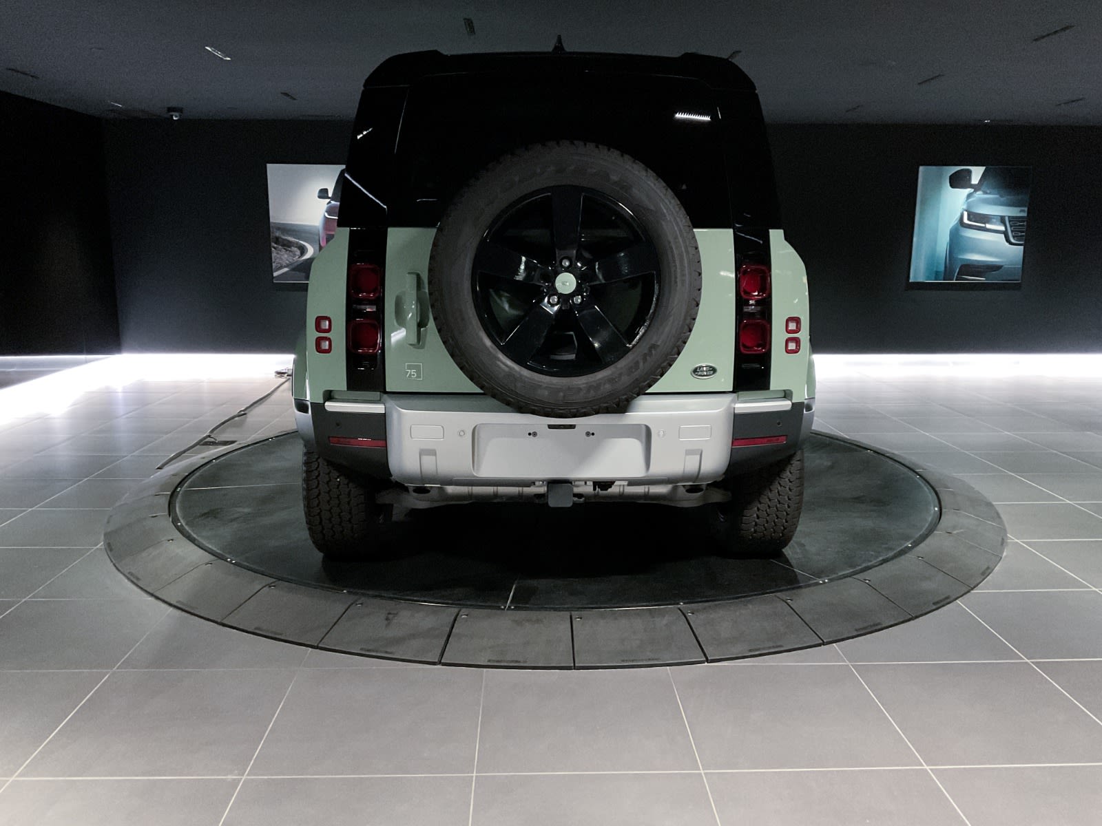 2023 Land Rover Defender 75th Edition, Vancouver, Cash