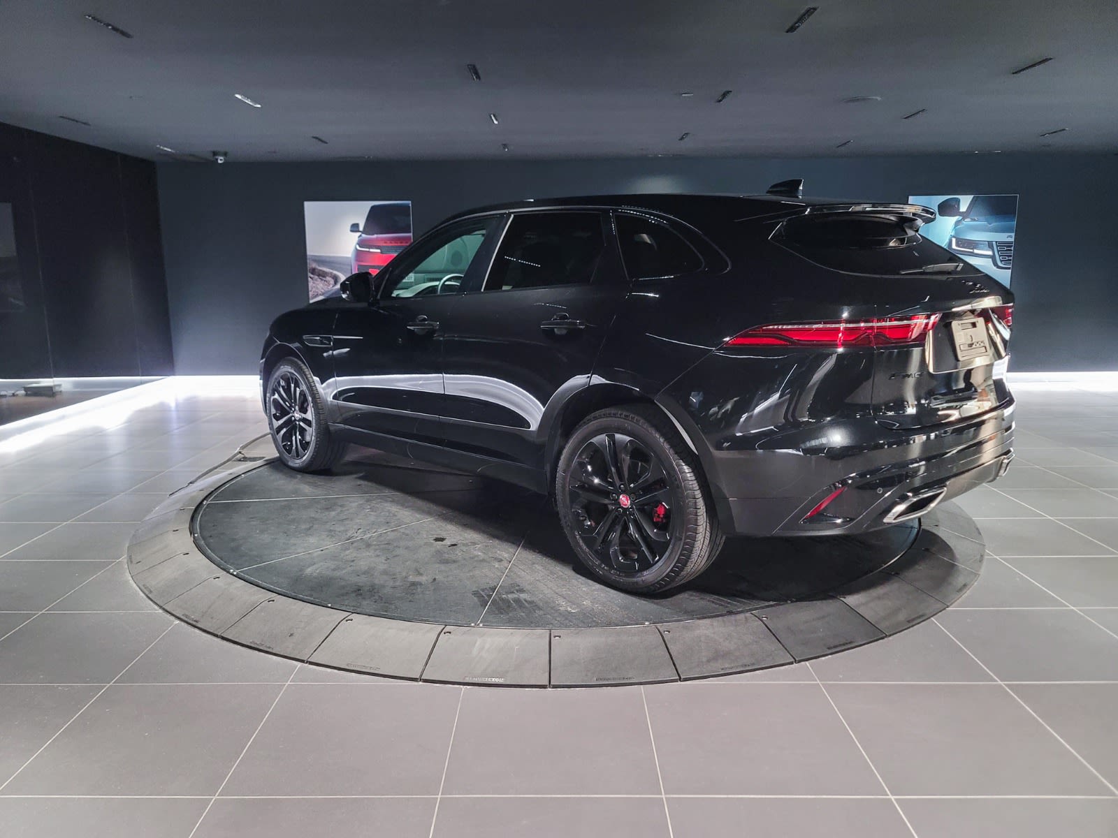 2023 Jaguar F-PACE R-Dynamic S, Vancouver, Cash