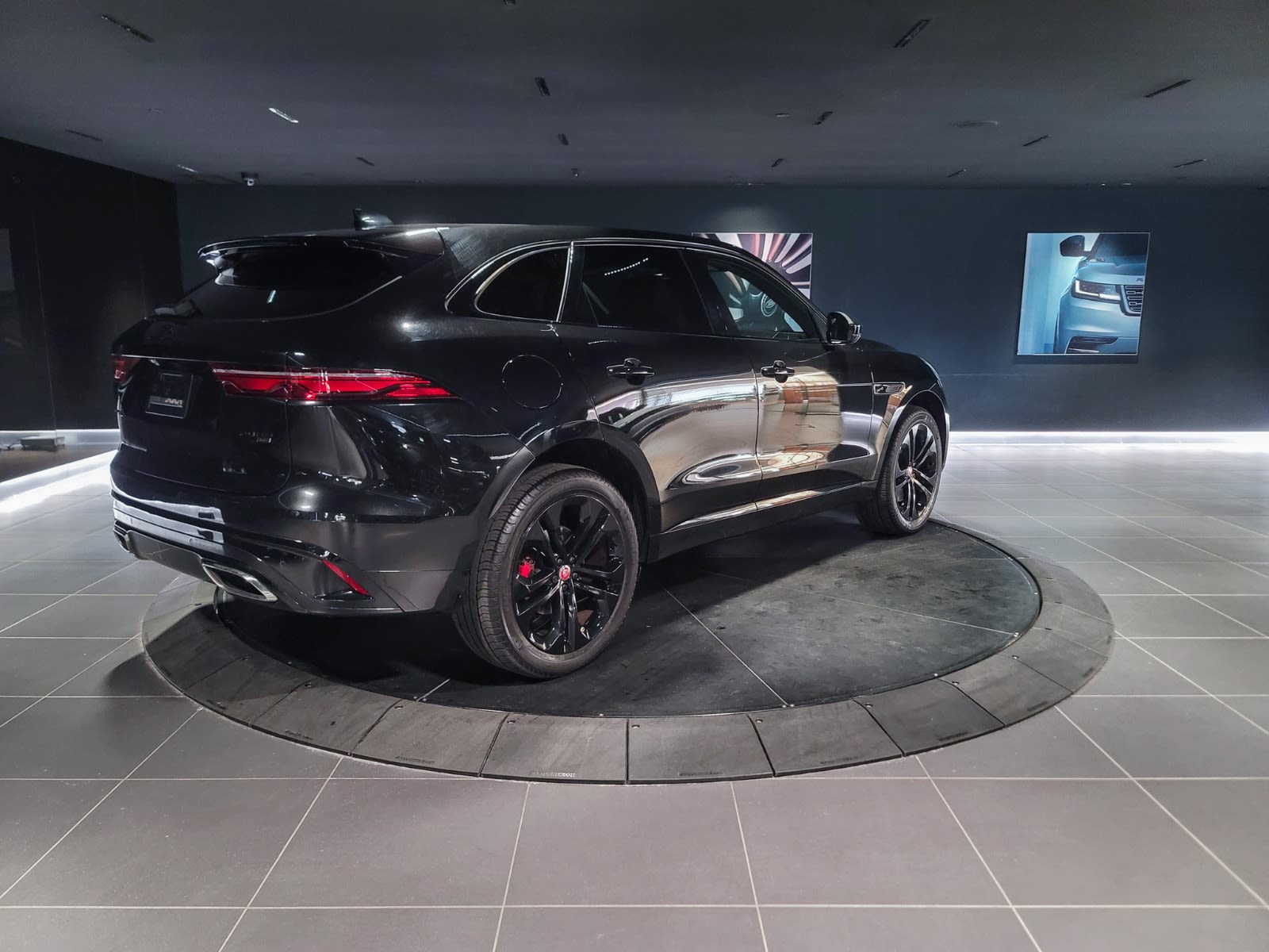 2023 Jaguar F-PACE R-Dynamic S, Vancouver, Cash