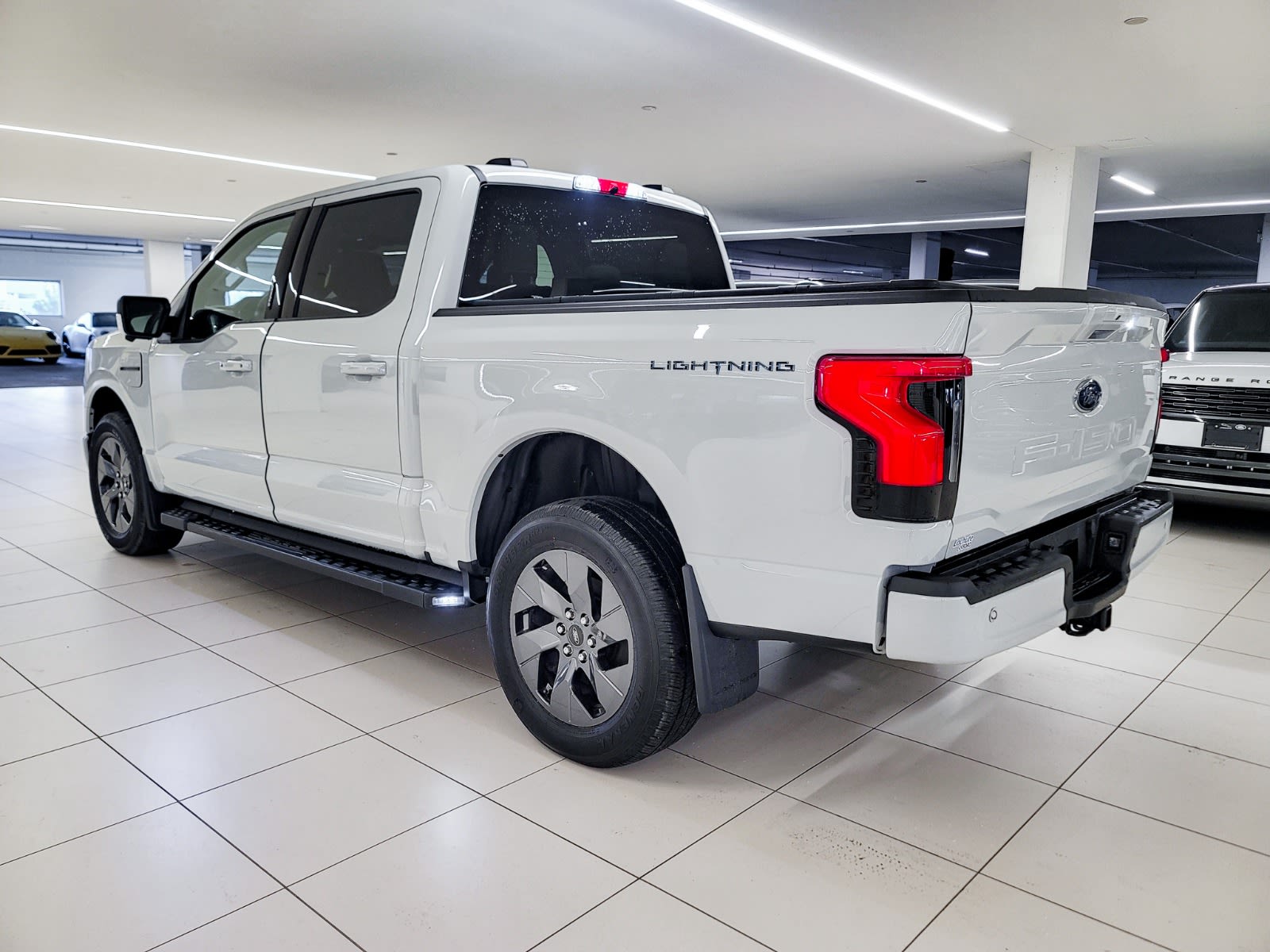 2023 Ford F-150 Lightning XLT, Vancouver, Cash