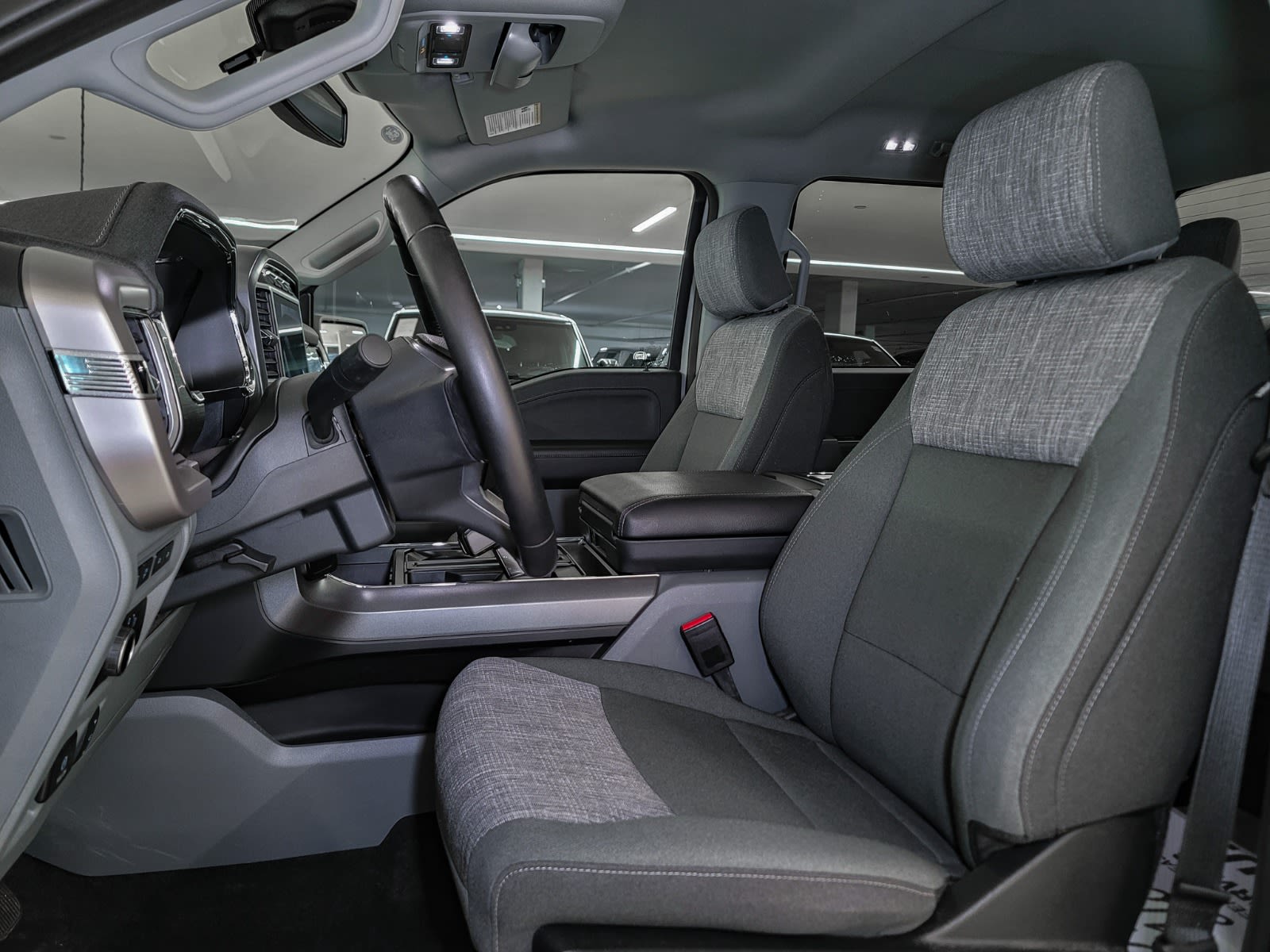 2023 Ford F-150 Lightning XLT, Vancouver, Cash