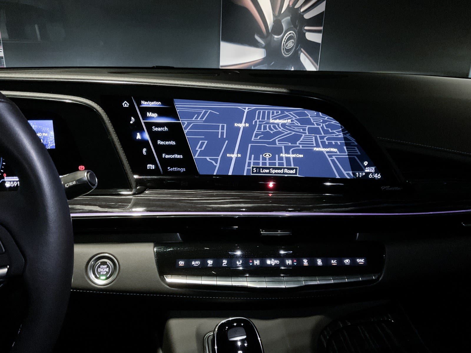2023 Cadillac Escalade 4WD Sport, Vancouver, Cash