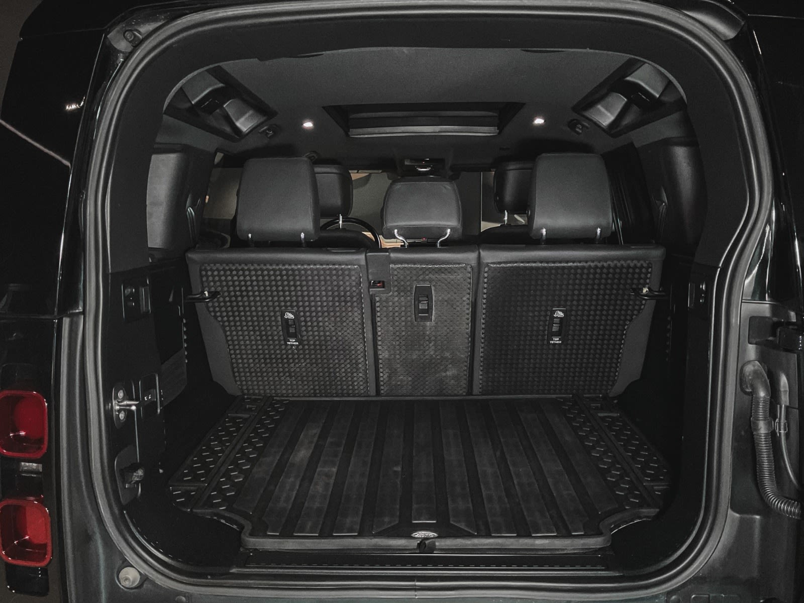 2023 Land Rover Defender X-Dynamic SE, Vancouver, Cash