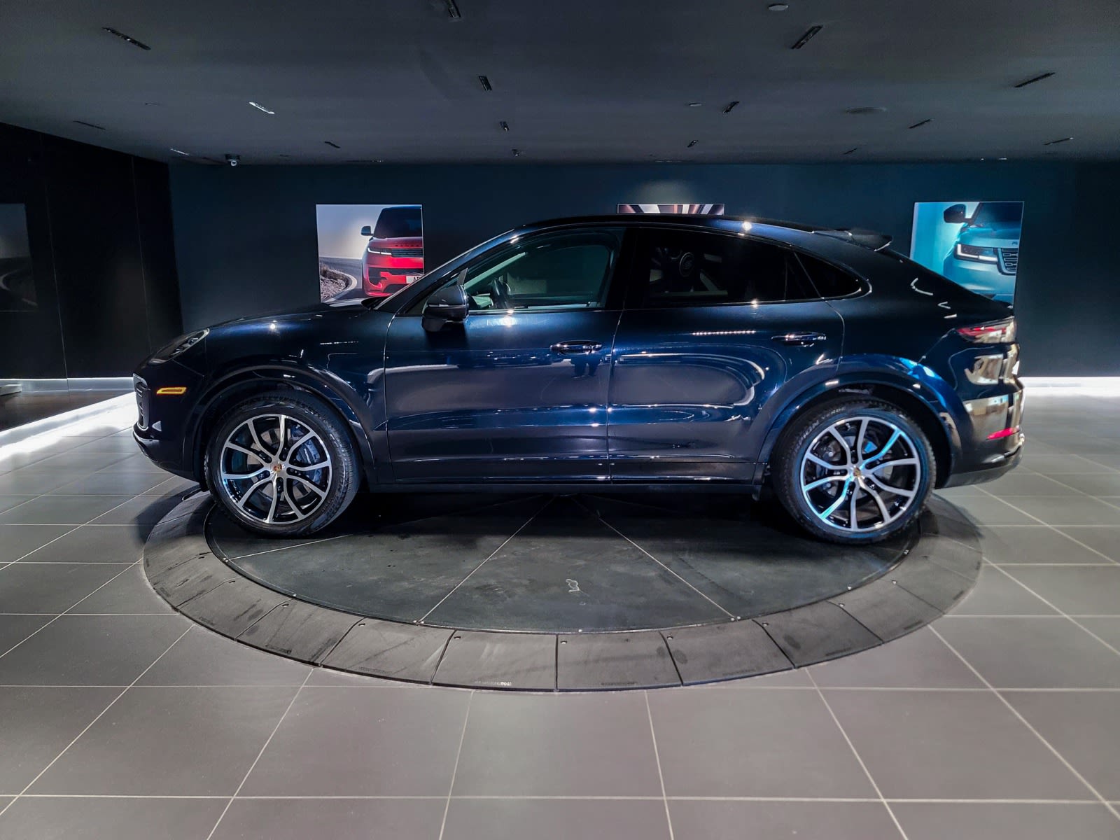 2023 Porsche Cayenne Coupe AWD, Vancouver, Cash