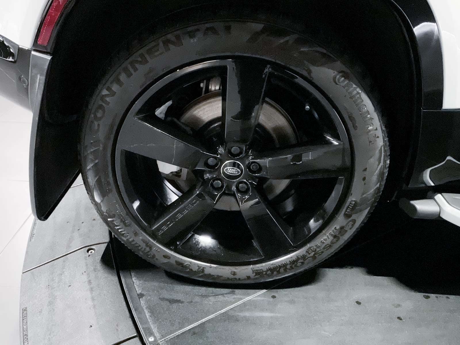 2023 Land Rover Defender X-Dynamic SE, Vancouver, Cash
