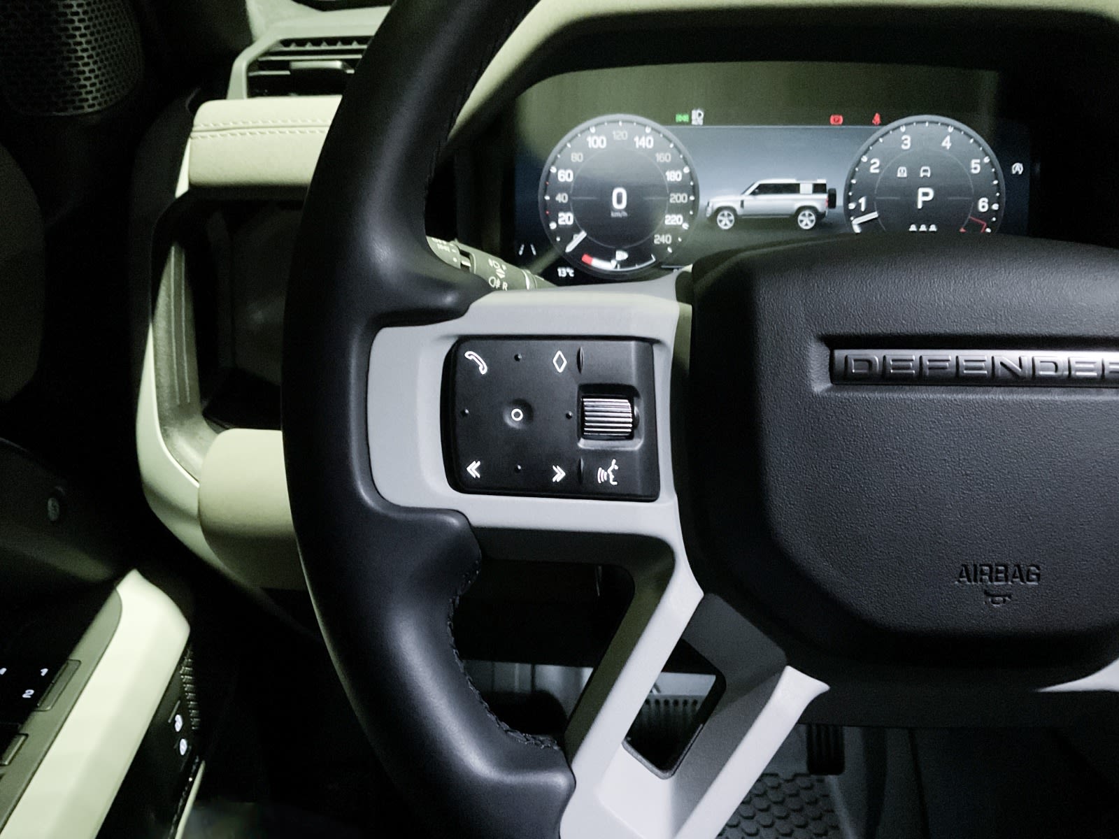 2023 Land Rover Defender S, Vancouver, Cash