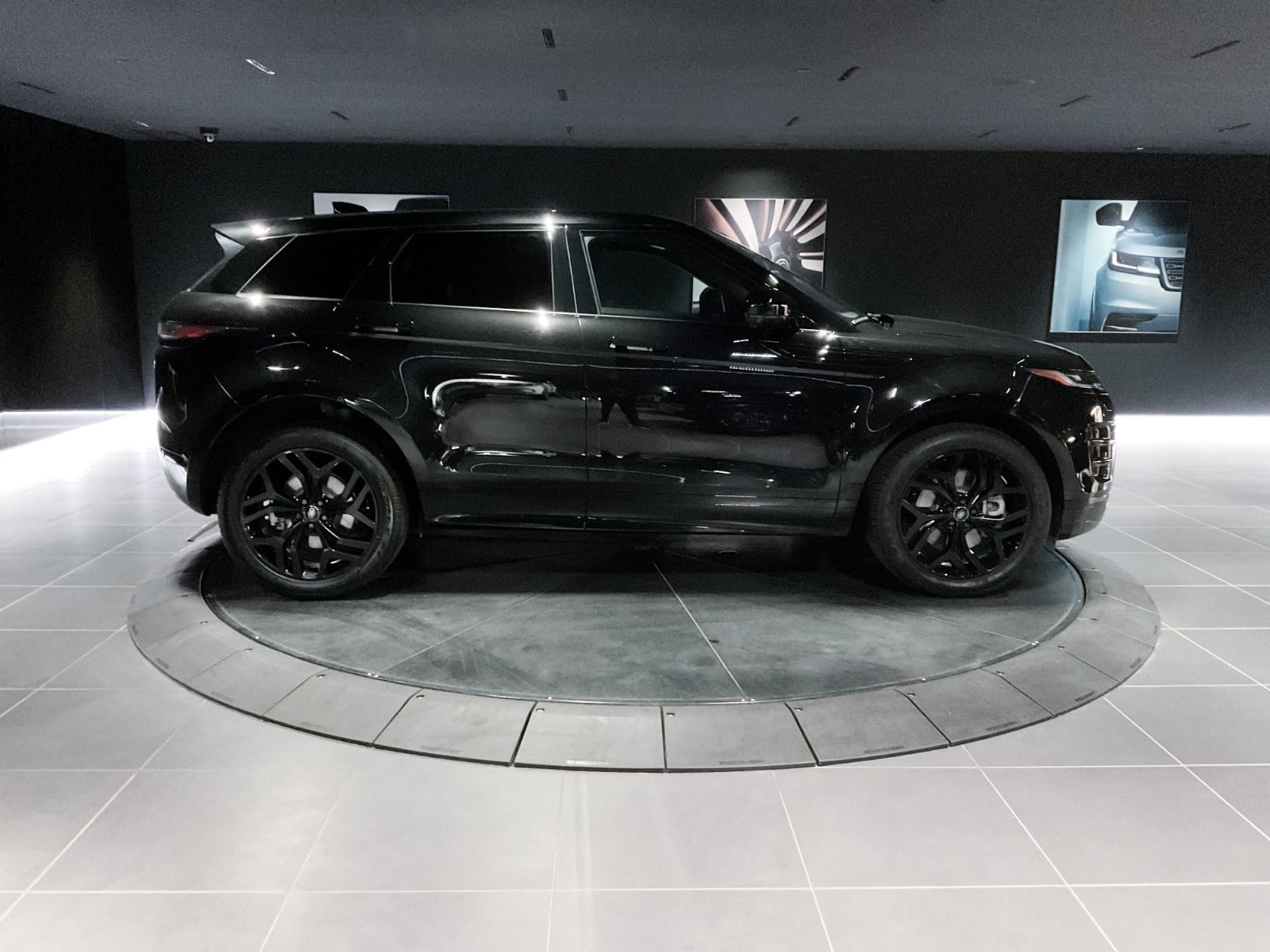 2023 Land Rover Range Rover Evoque R-Dynamic SE, Vancouver, Cash