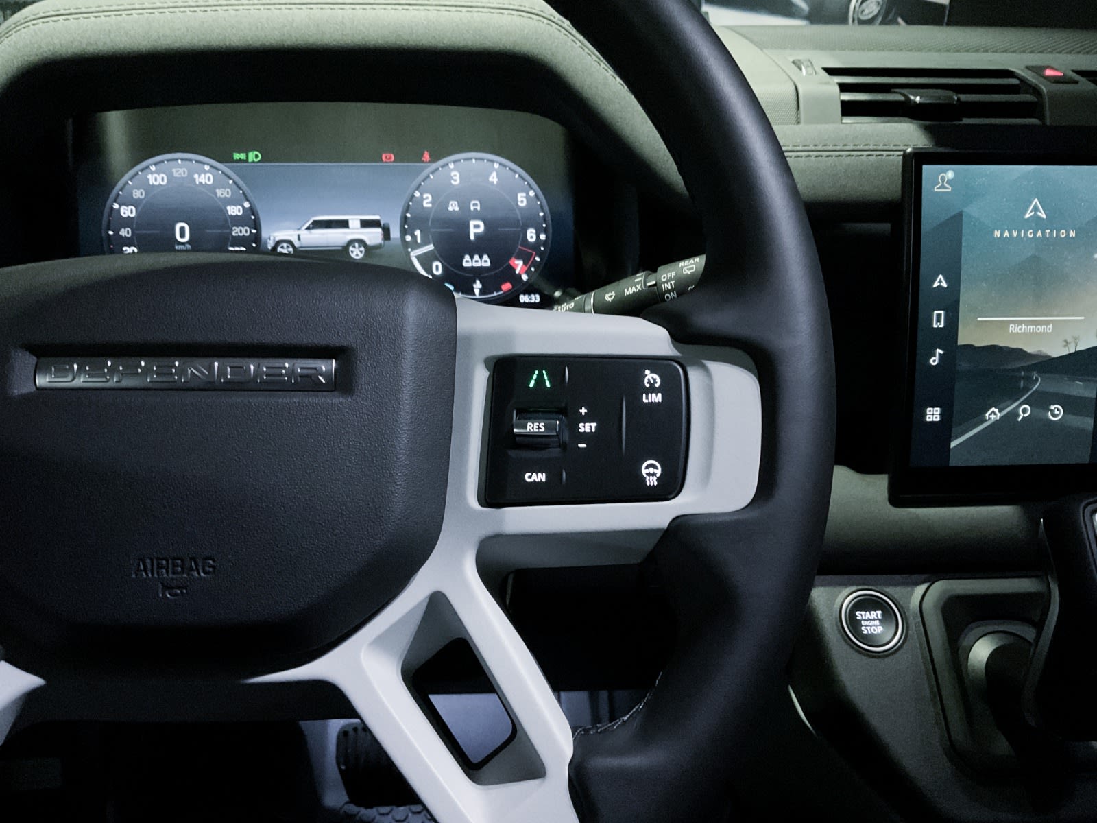 2023 Land Rover Defender SE, Vancouver, Cash