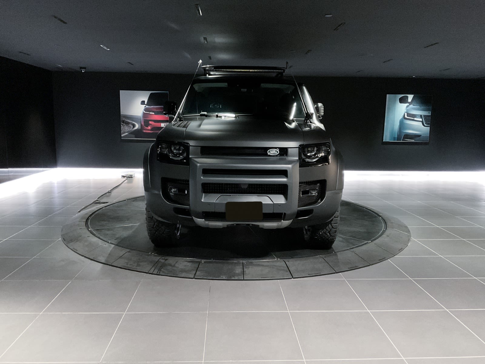 2023 Land Rover Defender SE, Vancouver, Cash
