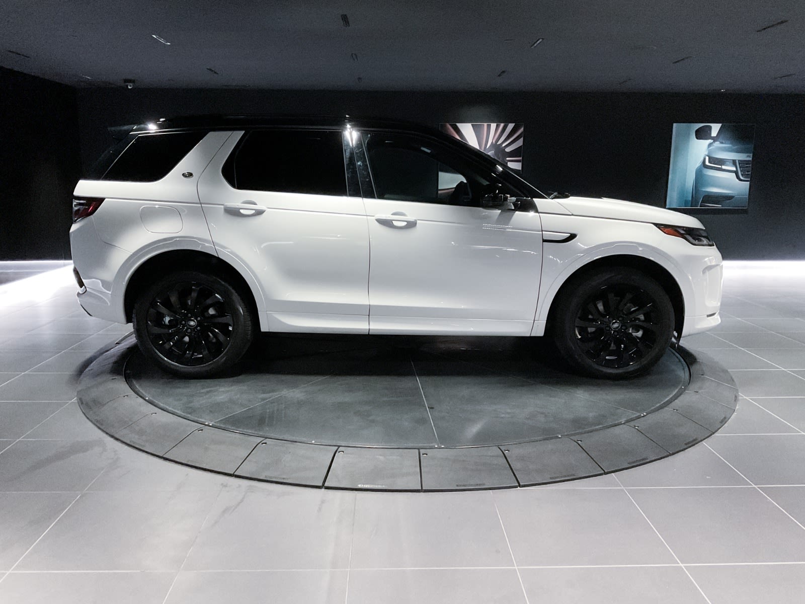 2023 Land Rover Discovery Sport R-Dynamic SE, Vancouver, Cash