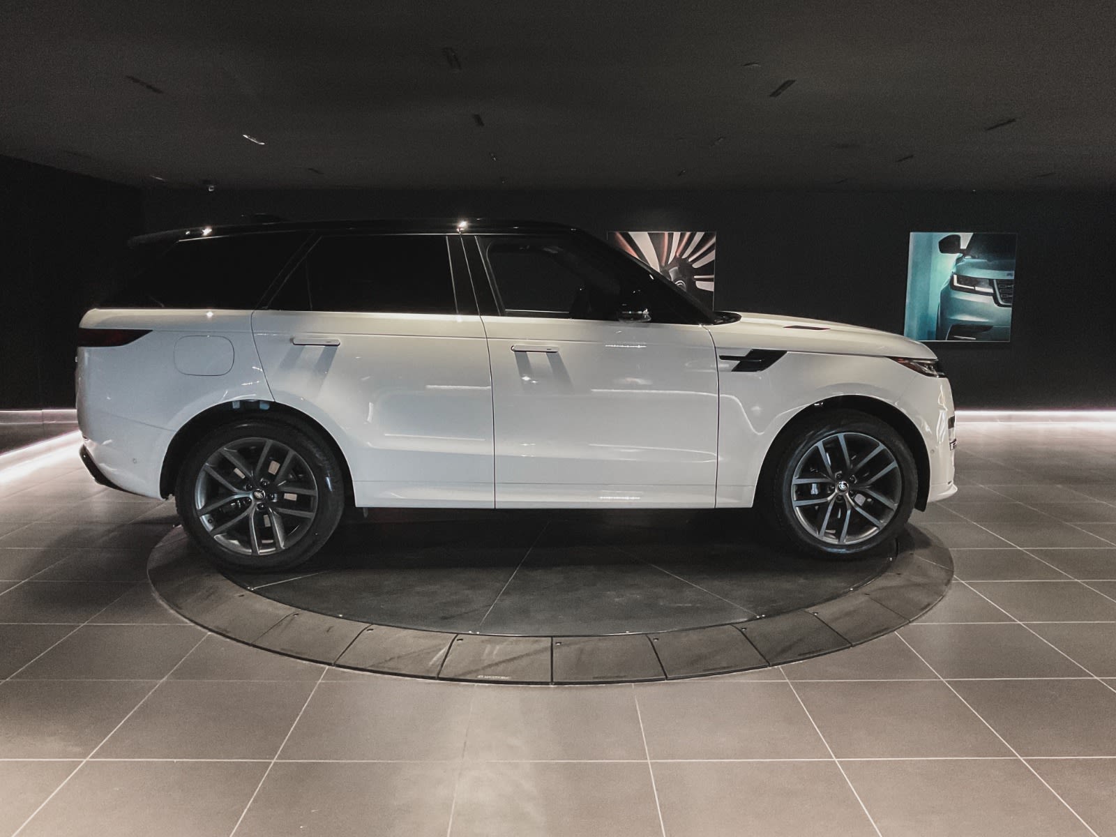 2023 Land Rover Range Rover Sport Dynamic S, Vancouver, Cash