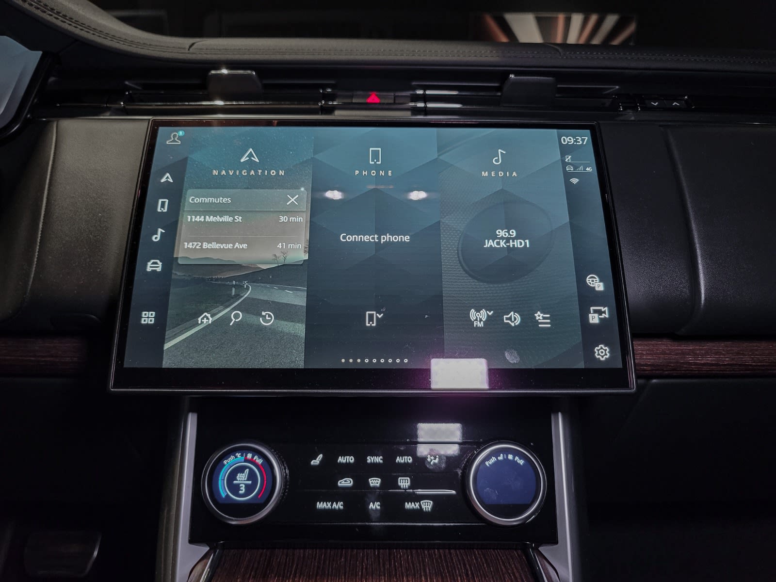 2023 Land Rover Range Rover SE, Vancouver, Cash