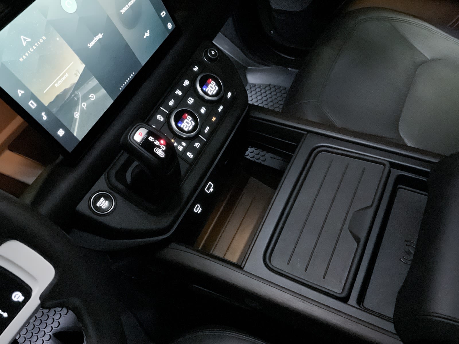 2023 Land Rover Defender First Edition, Vancouver, Cash