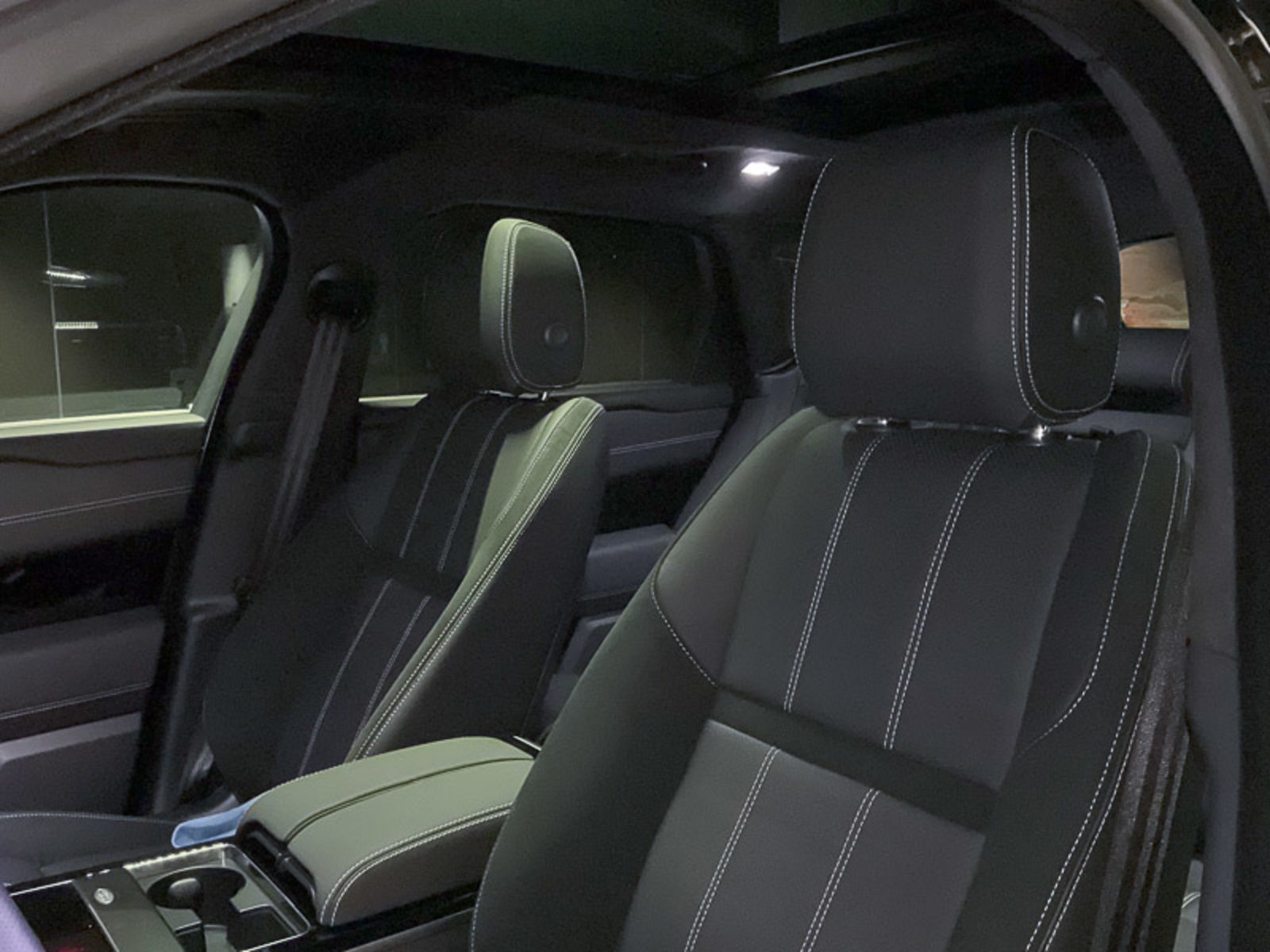 2023 Land Rover Range Rover Velar R-Dynamic S, Vancouver, Cash