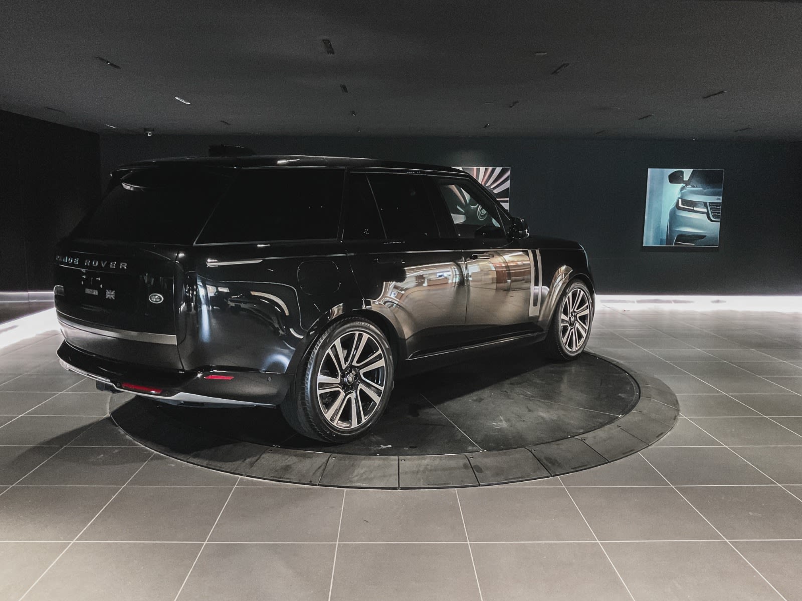 2023 Land Rover Range Rover SE, Vancouver, Cash