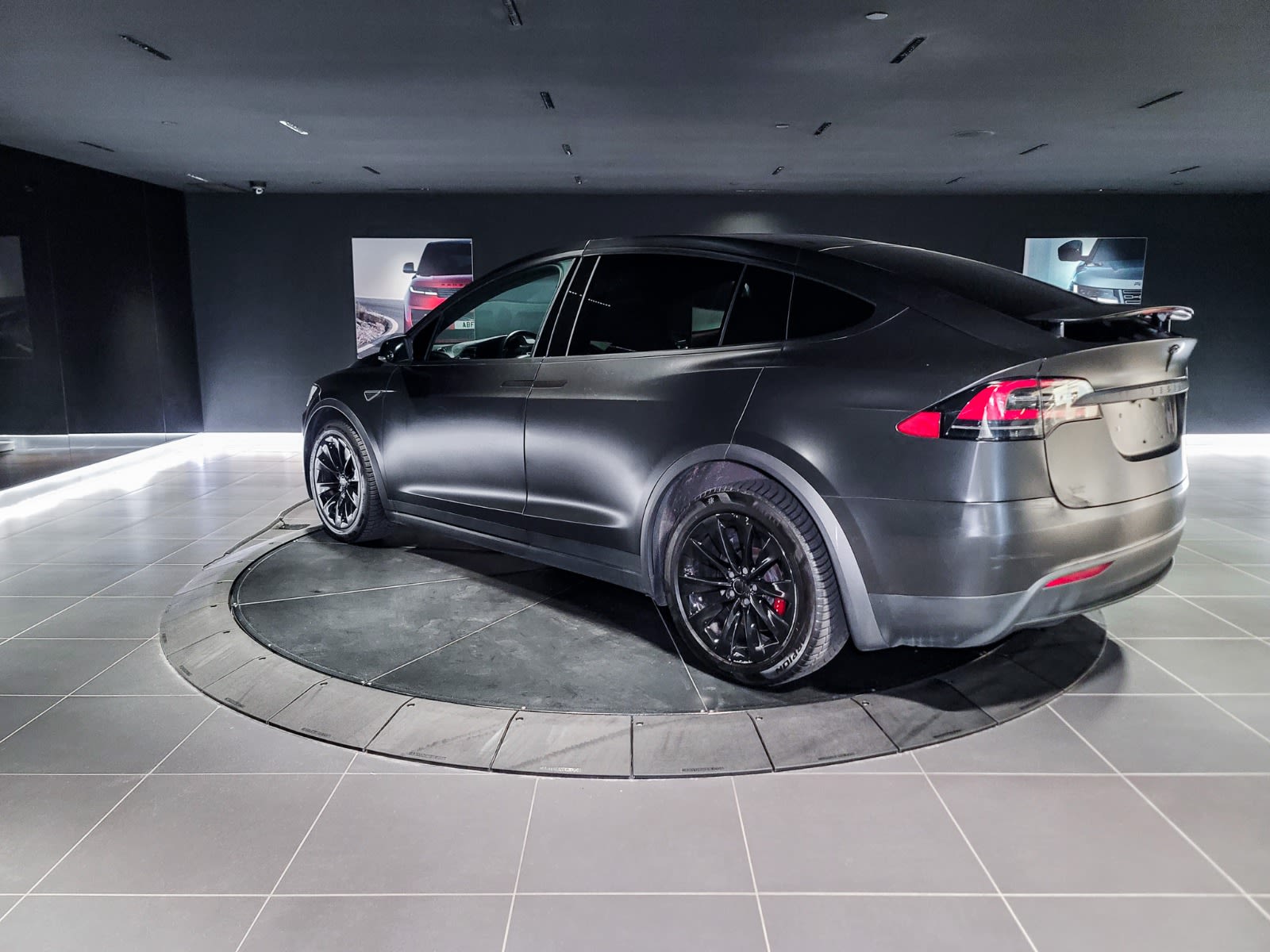 2016 Tesla Model X 90D, Vancouver, Cash