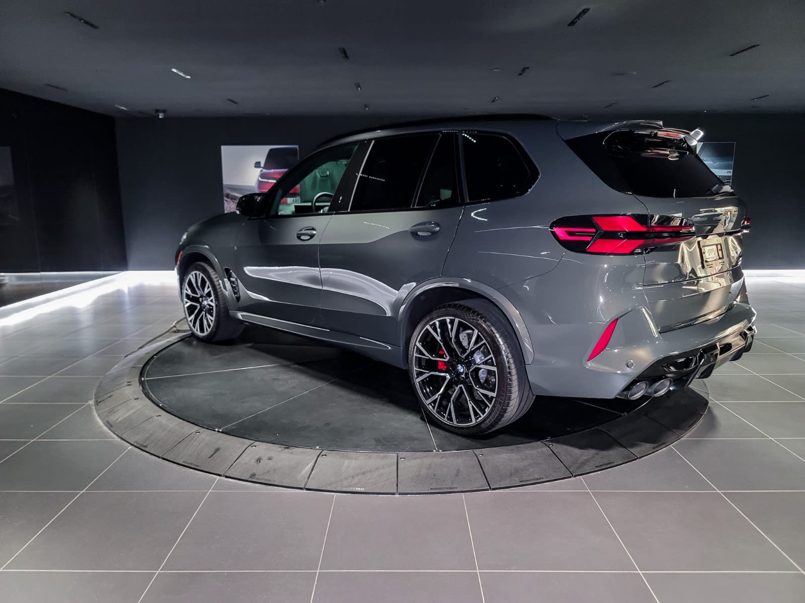 2024 BMW X5 M Competition, Vancouver, Cash