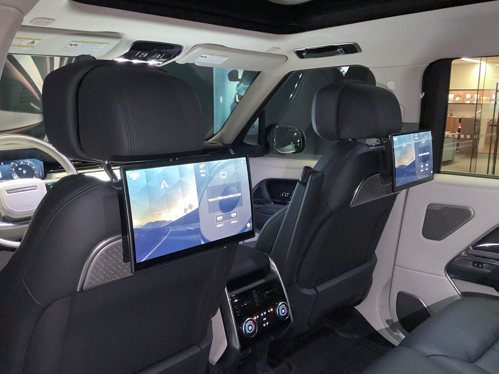2024 Land Rover Range Rover Autobiography, Vancouver, Cash