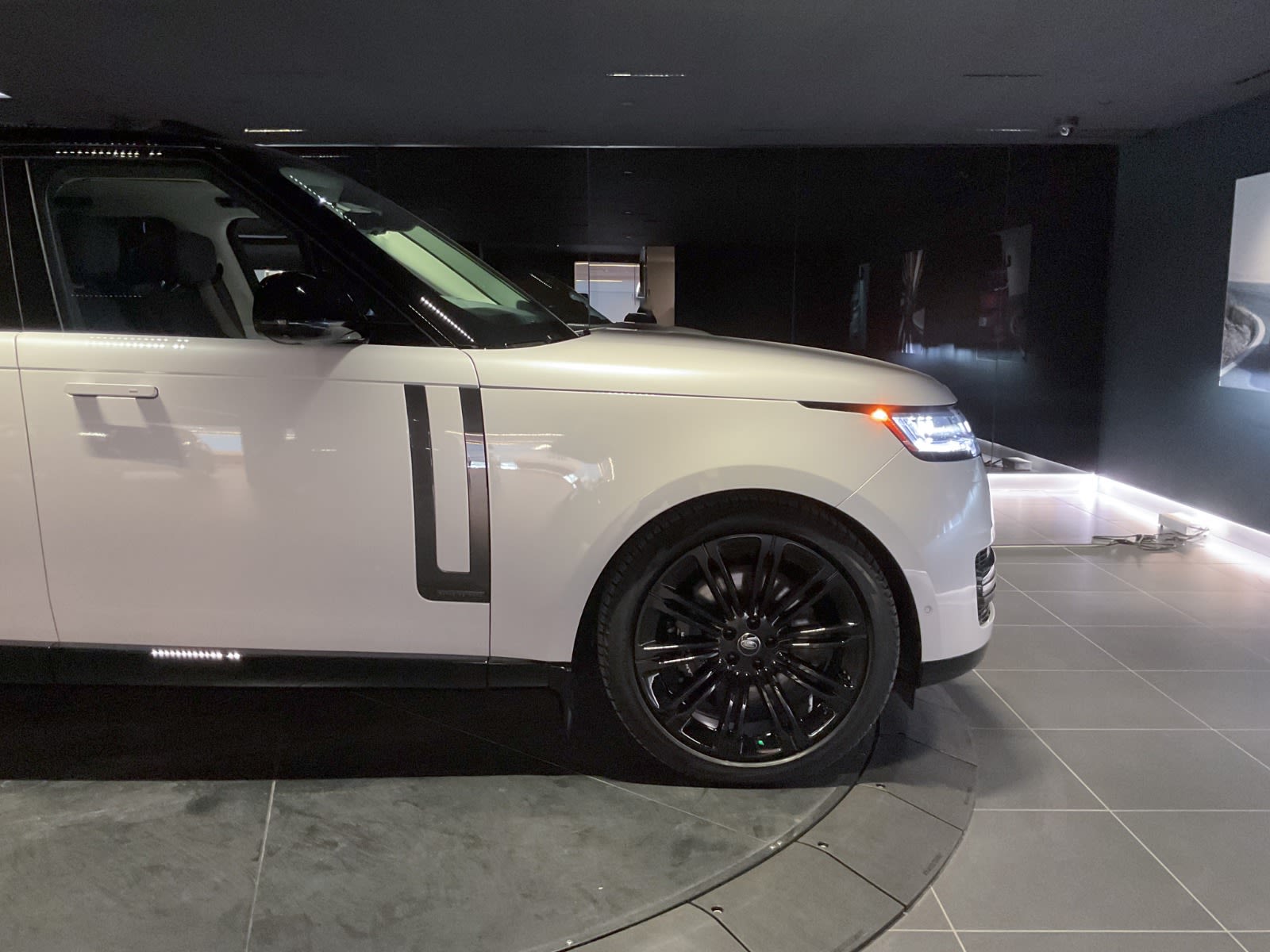 2024 Land Rover Range Rover Autobiography, Vancouver, Cash