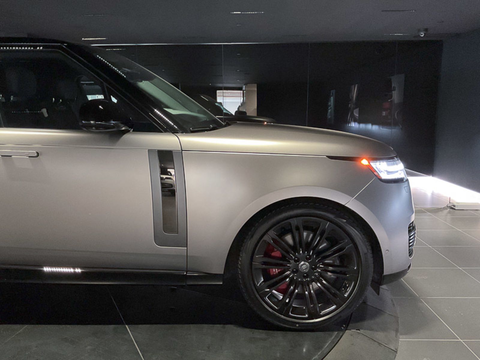 2024 Land Rover Range Rover SV, Vancouver, Cash