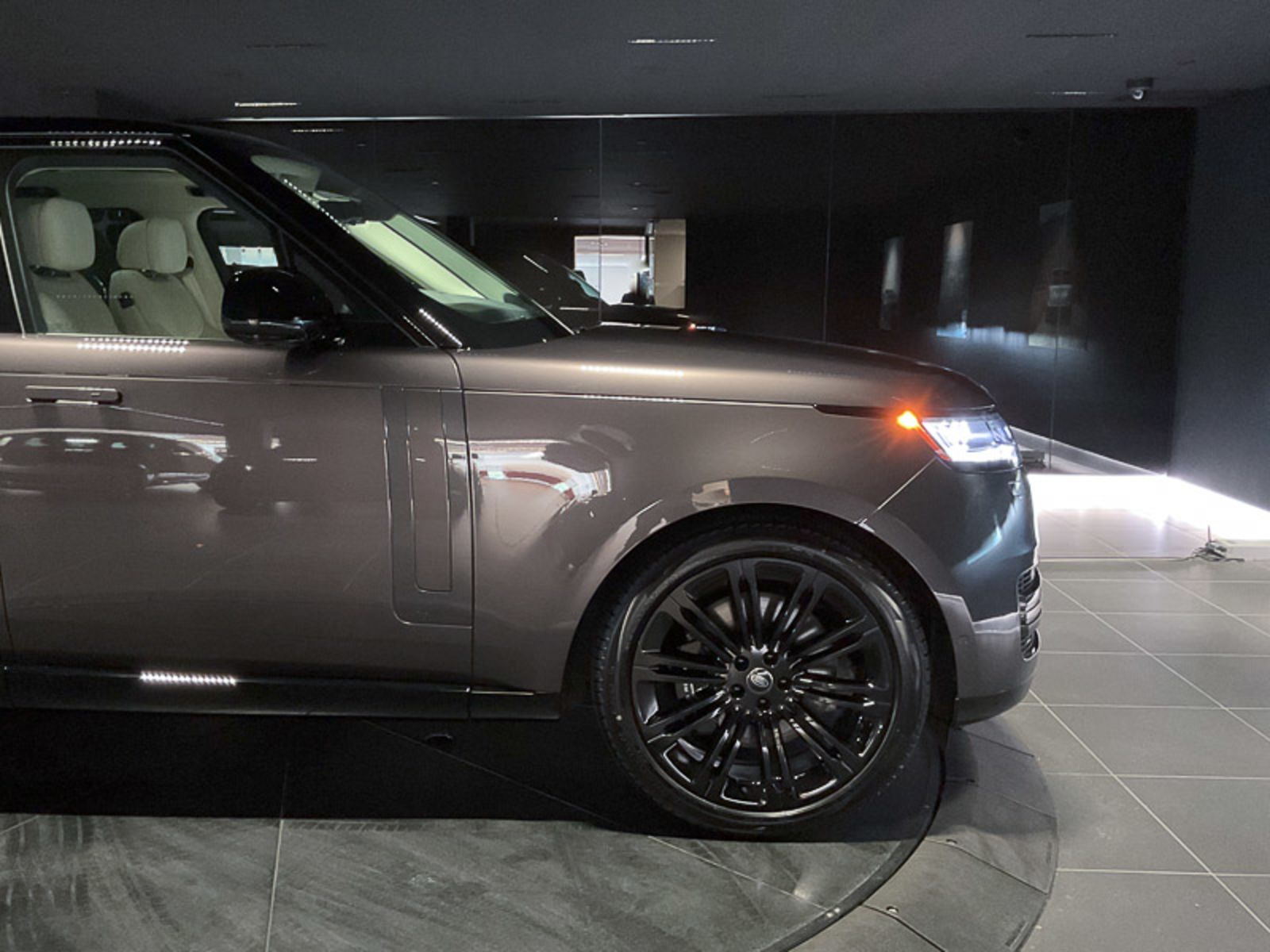 2024 Land Rover Range Rover SE, Vancouver, Cash