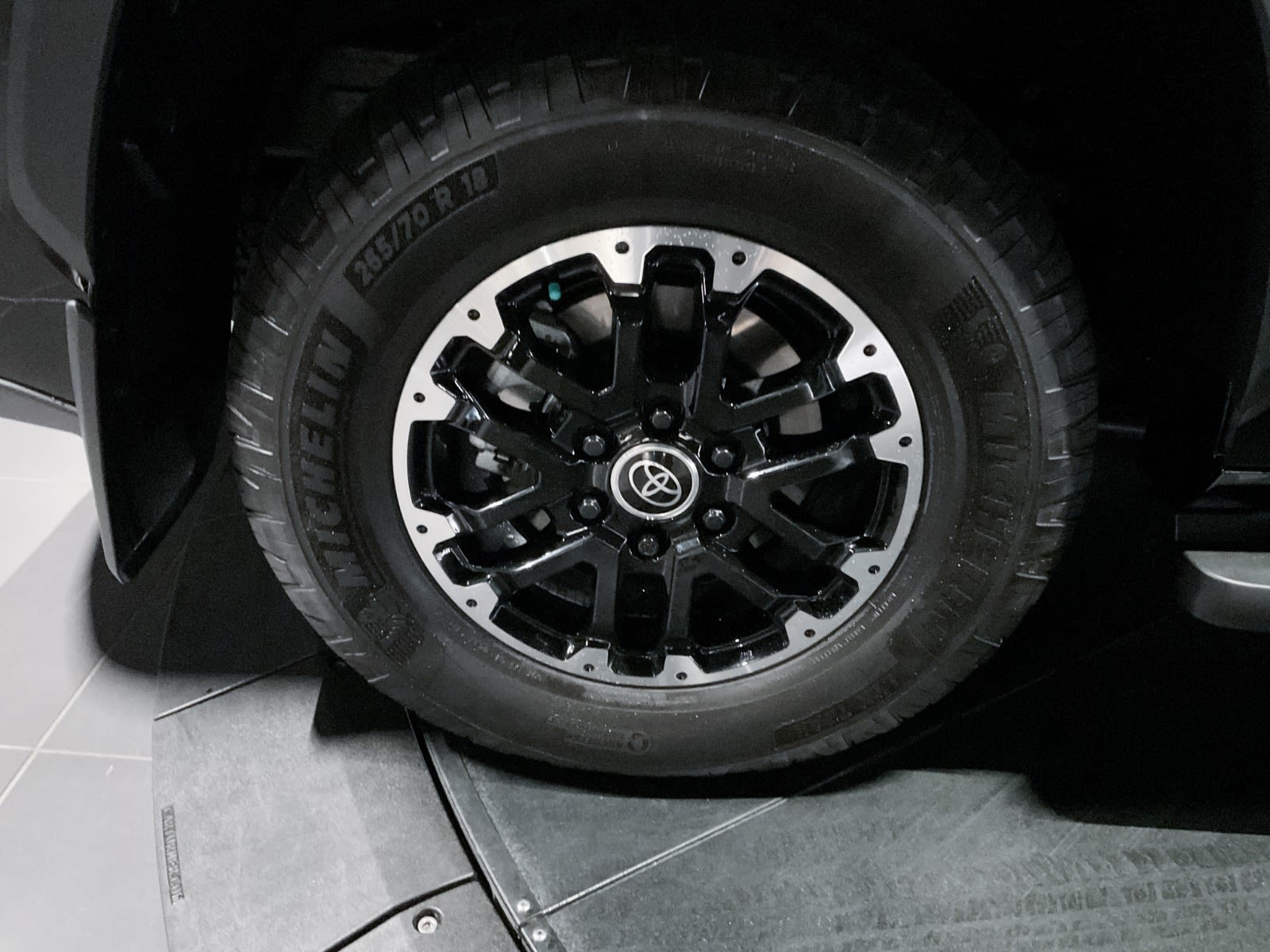2024 Toyota Sequoia TRD Off Road, Vancouver, Cash