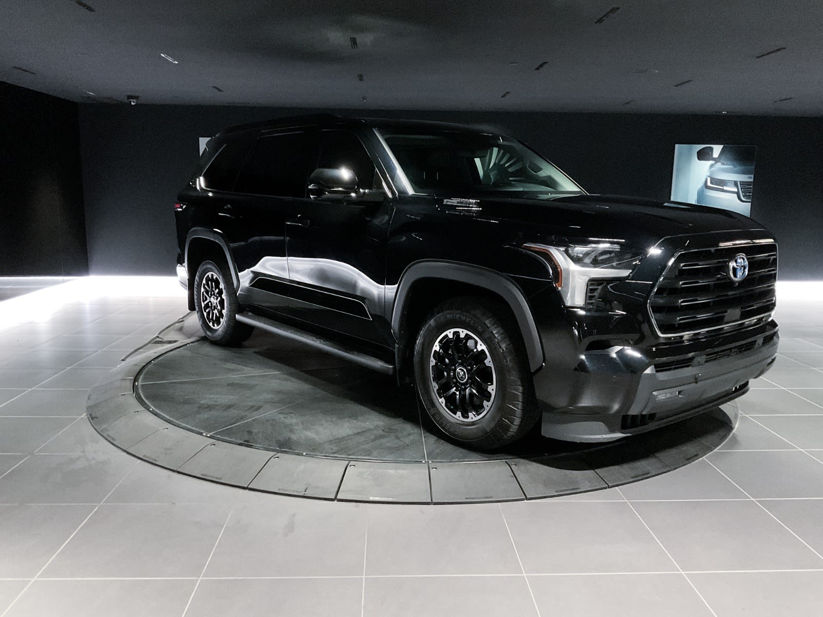 2024 Toyota Sequoia TRD Off Road, Vancouver, Cash