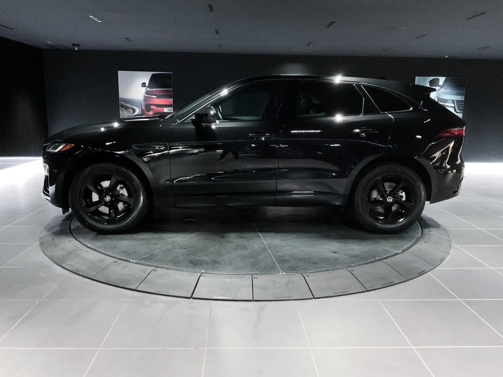 2024 Jaguar F-PACE R-Dynamic S, Vancouver, Cash