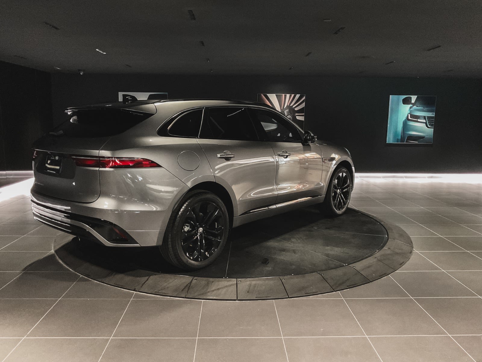 2024 Jaguar F-PACE R-Dynamic S, Vancouver, Cash