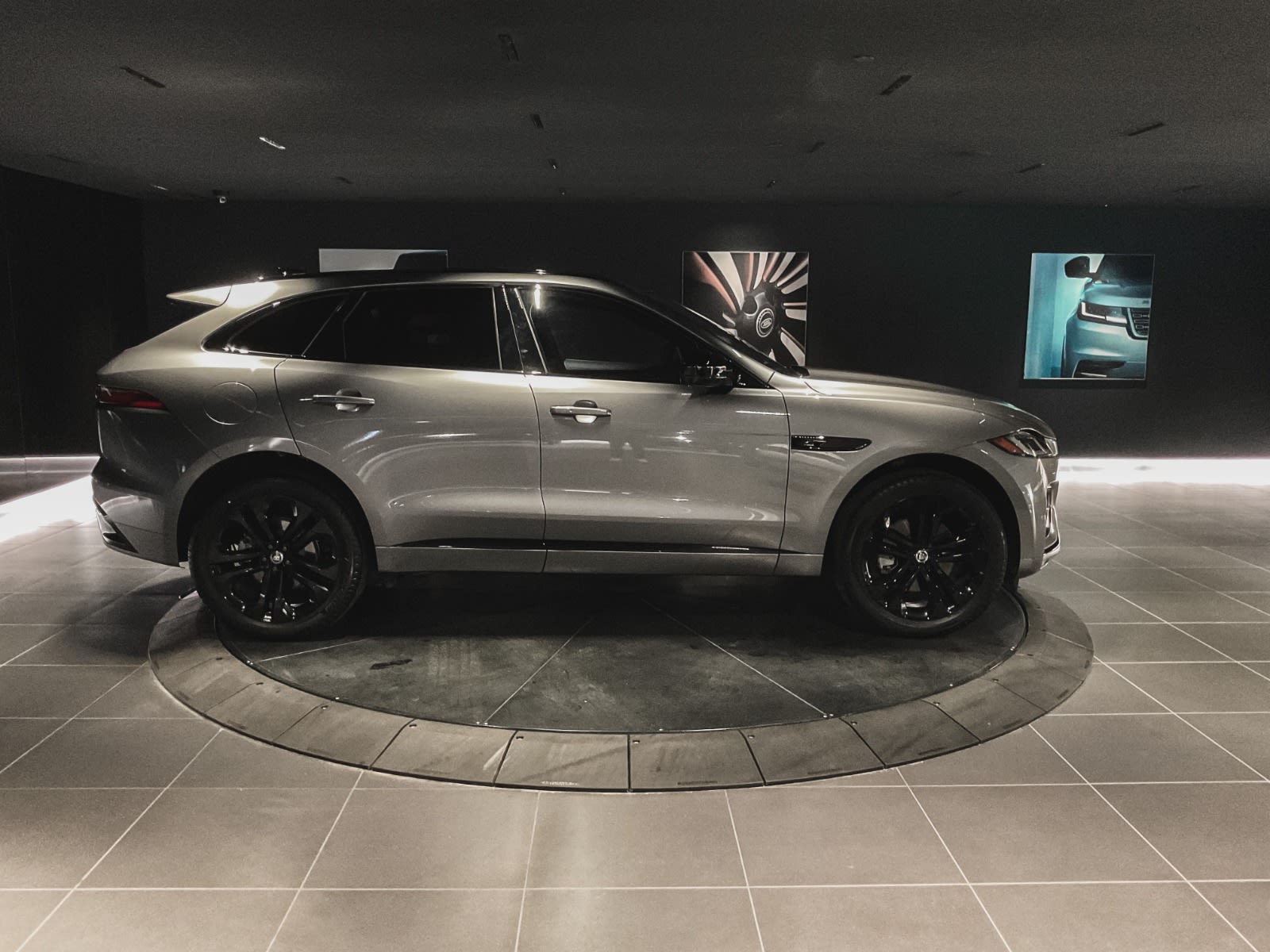 2024 Jaguar F-PACE R-Dynamic S, Vancouver, Cash