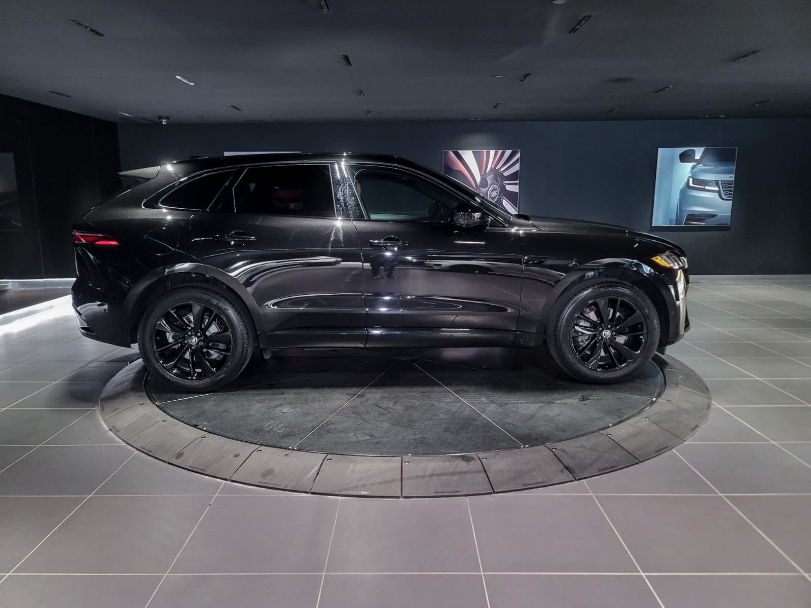 2024 Jaguar F-PACE R-Dynamic S, Vancouver, Cash