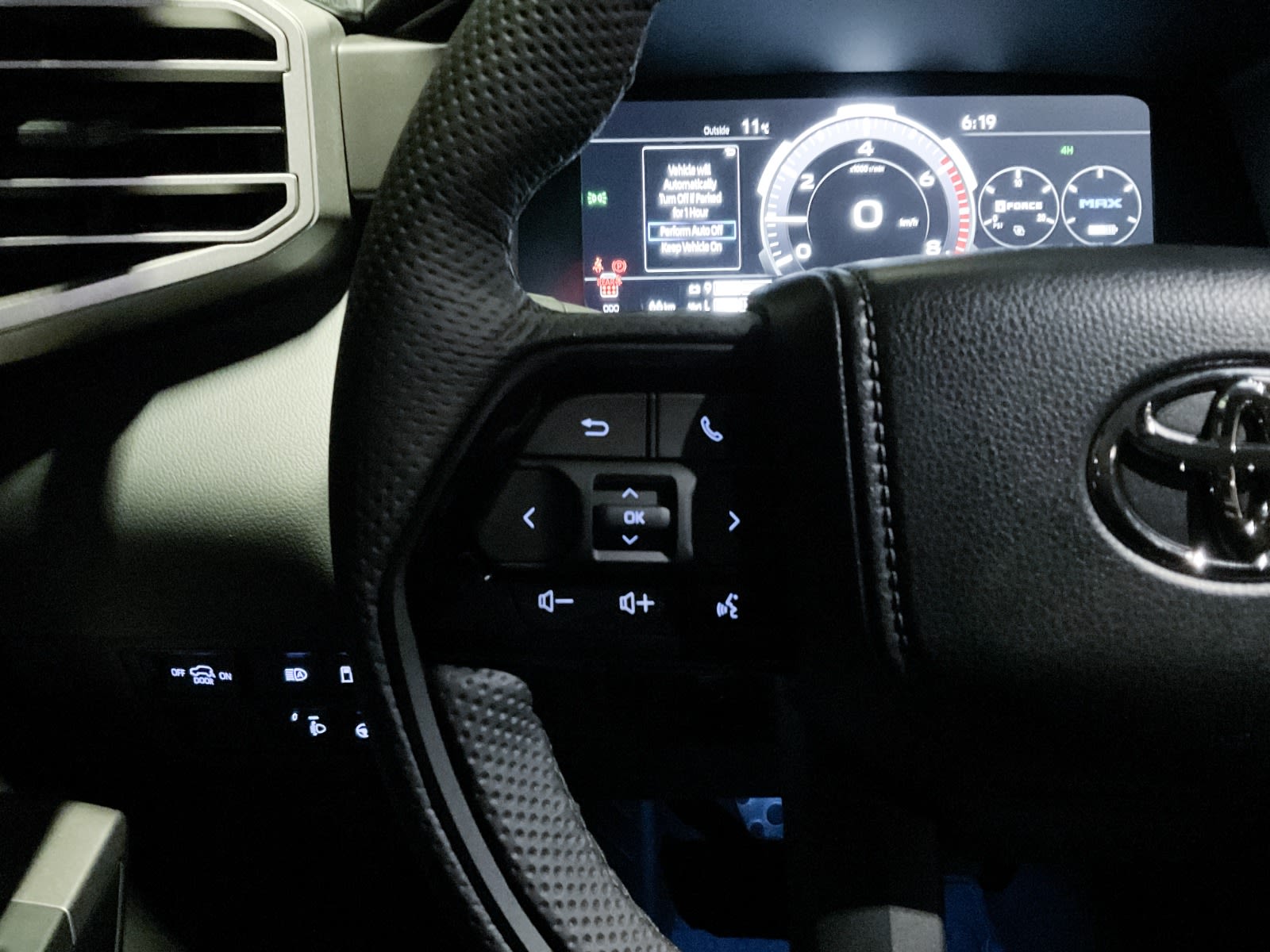 2024 Toyota Sequoia TRD Off Road, Vancouver, Cash