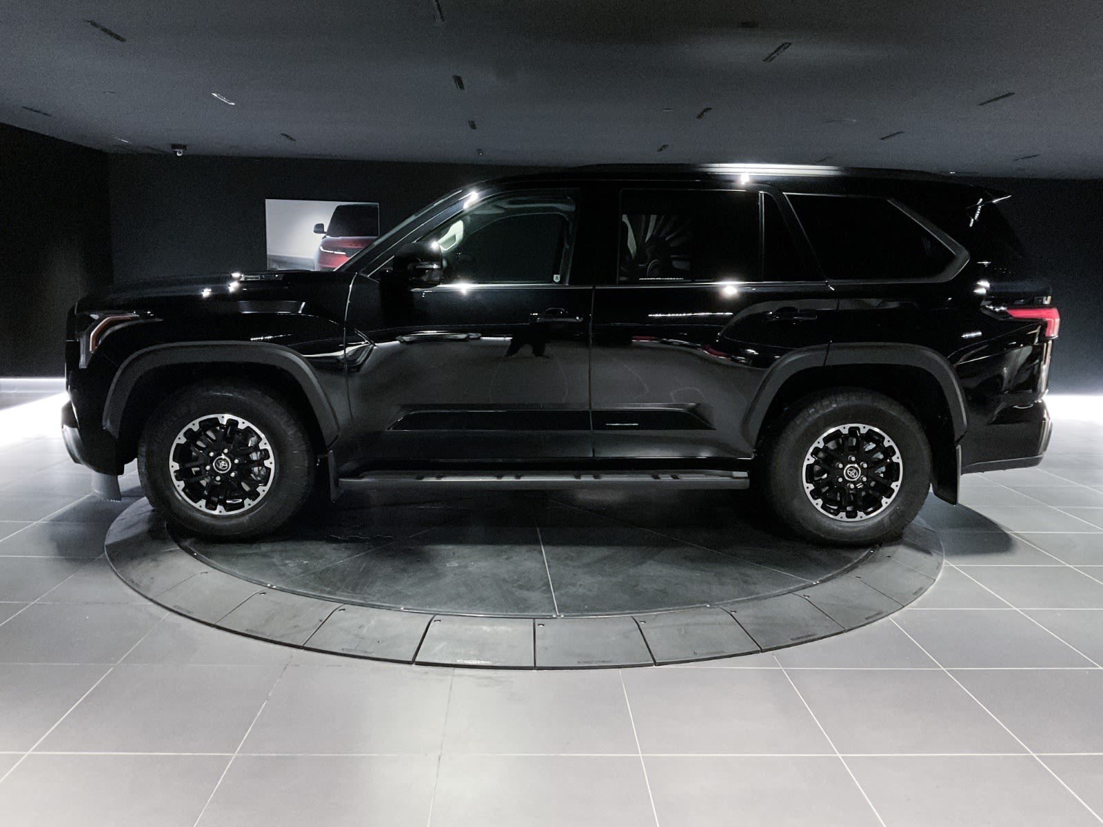 2024 Toyota Sequoia TRD Off Road, Vancouver, Cash