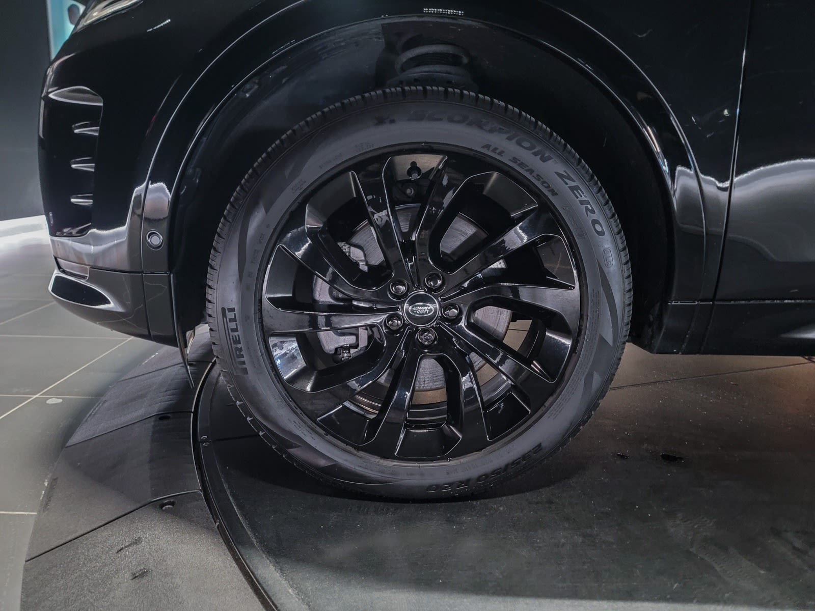 2024 Land Rover Discovery Sport Dynamic SE, Vancouver, Cash
