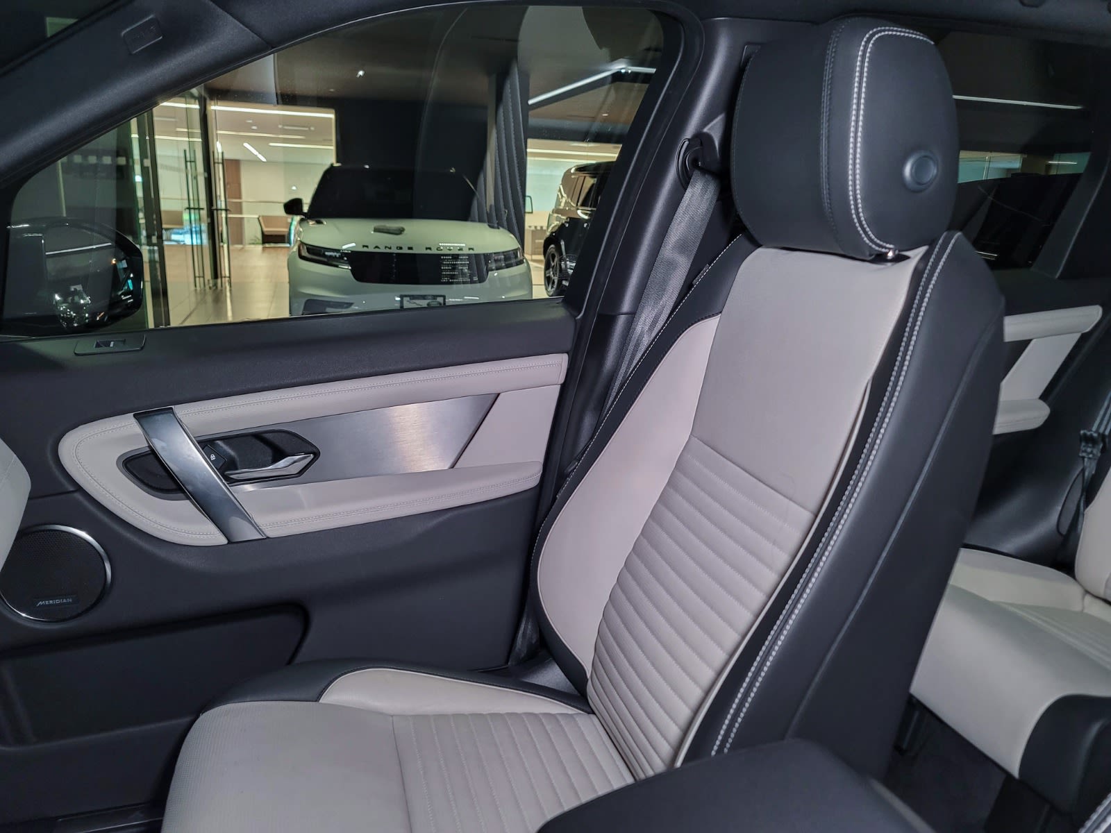 2024 Land Rover Discovery Sport Dynamic SE, Vancouver, Cash