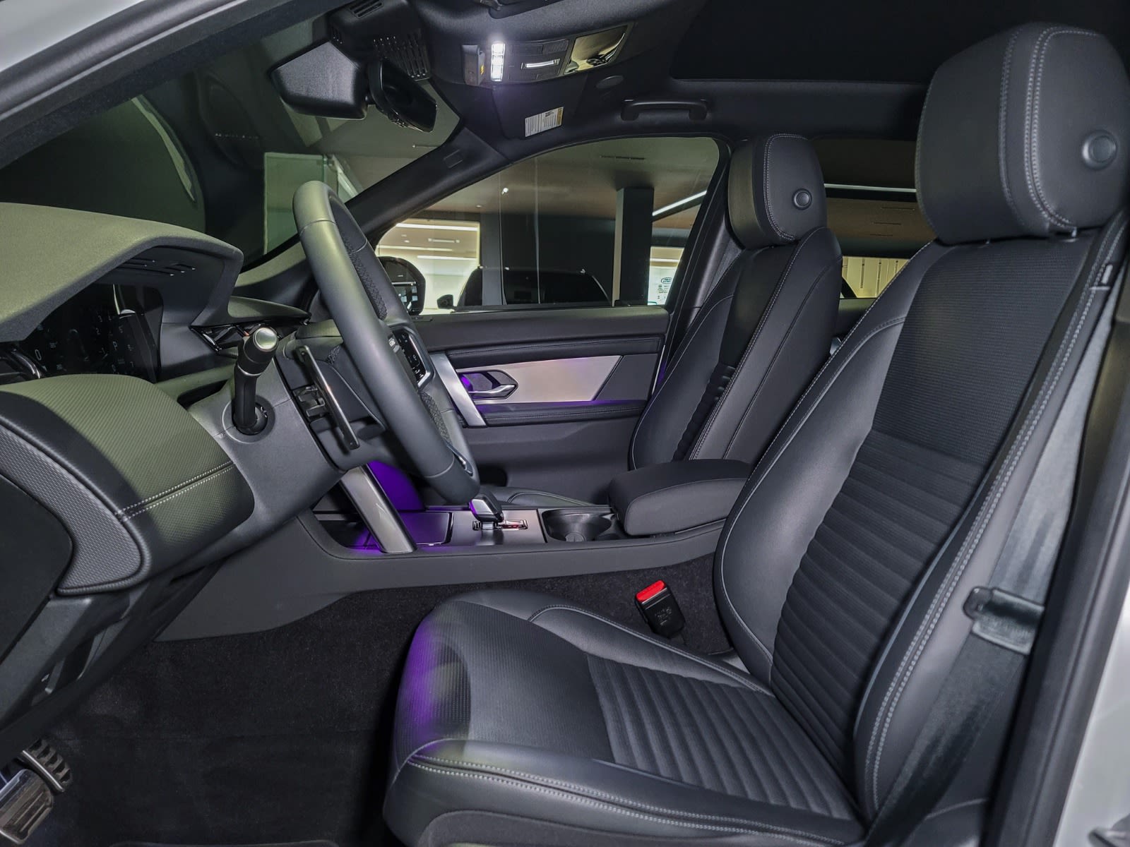 2024 Land Rover Discovery Sport Dynamic SE, Vancouver, Cash