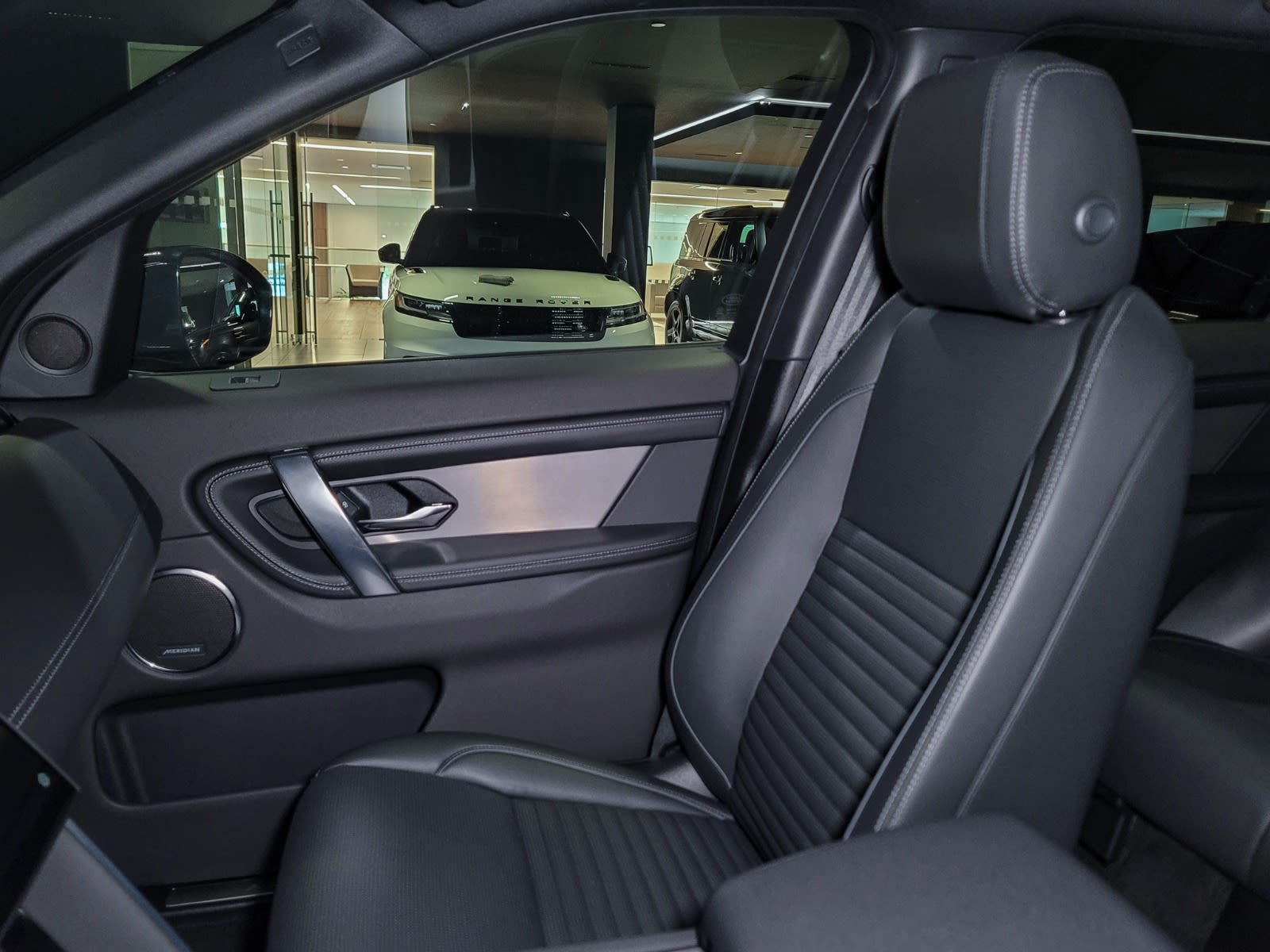 2024 Land Rover Discovery Sport Dynamic SE, Vancouver, Cash