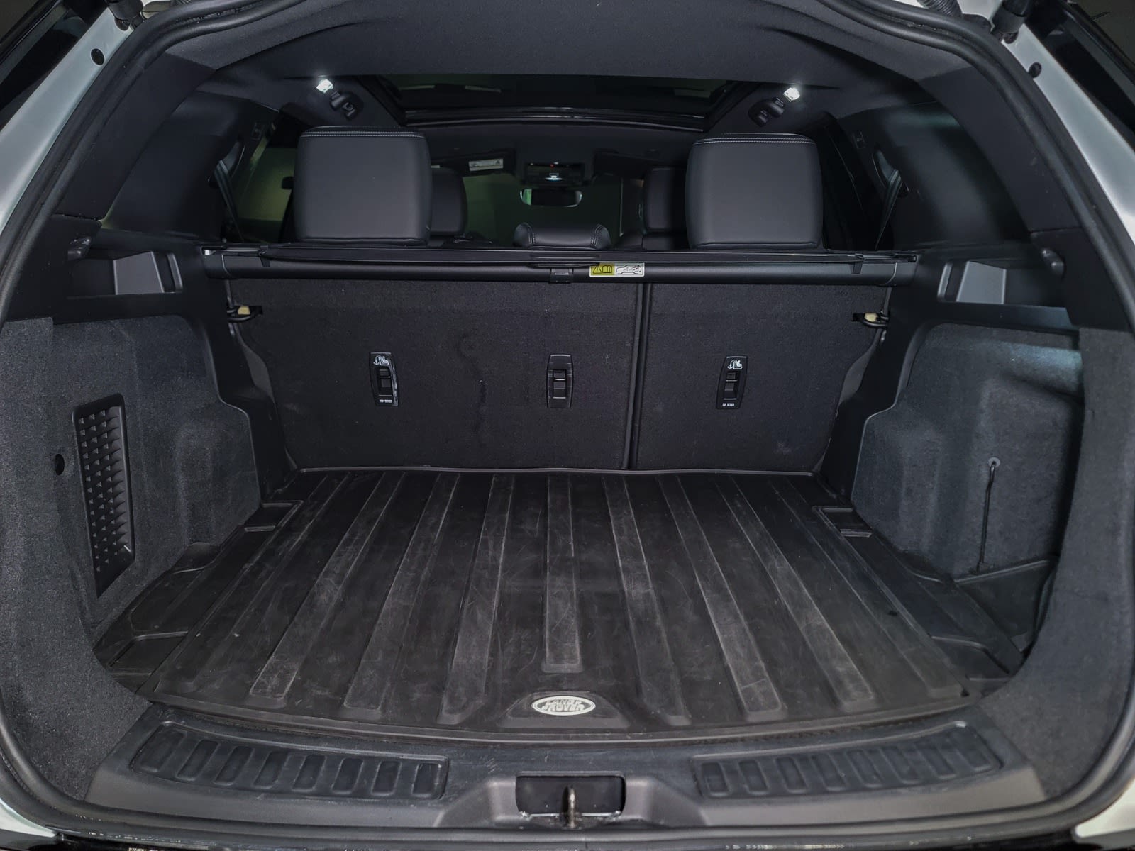 2024 Land Rover Discovery Sport Dynamic SE, Vancouver, Cash