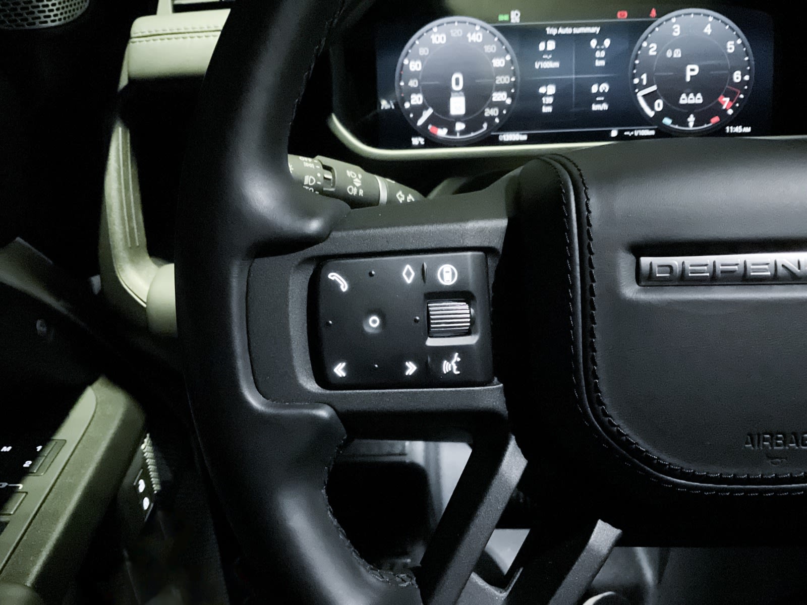 2024 Land Rover Defender Outbound, Vancouver, Cash