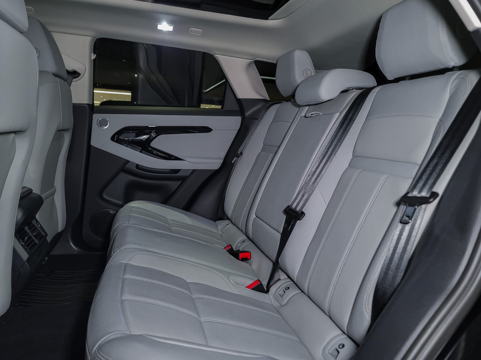 2024 Land Rover Range Rover Evoque S, Vancouver, Cash
