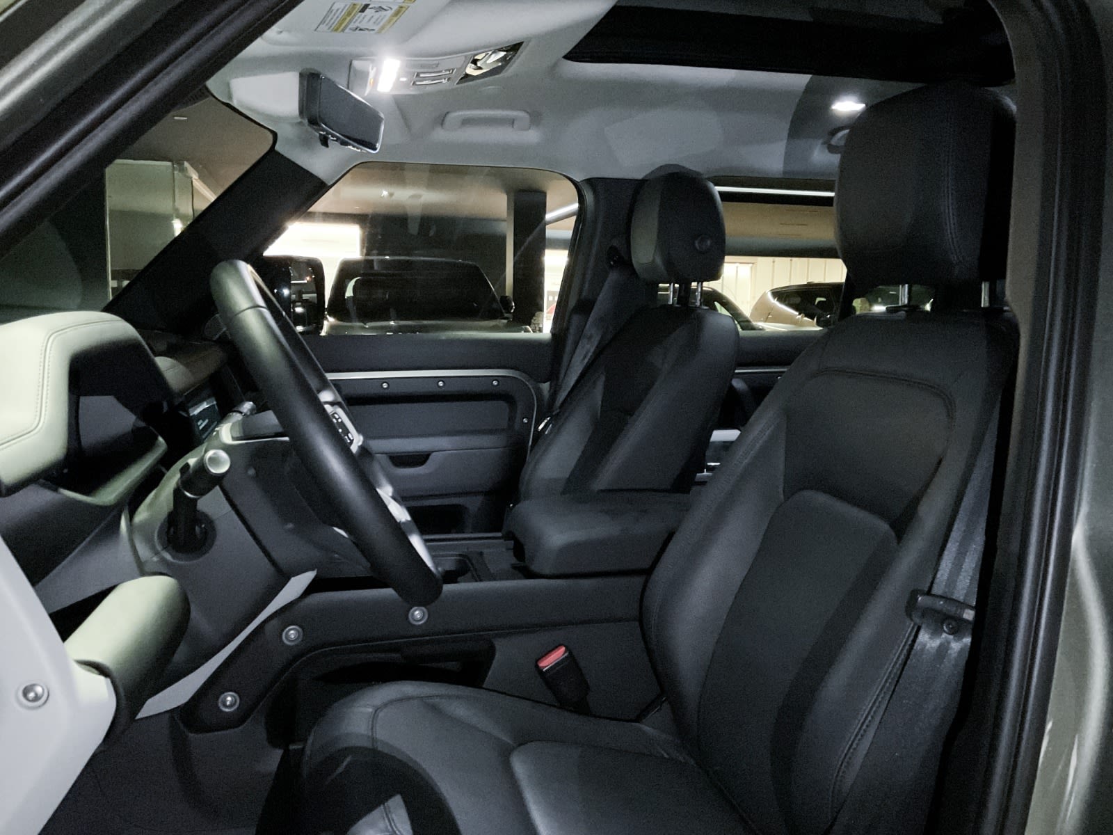 2024 Land Rover Defender S, Vancouver, Cash