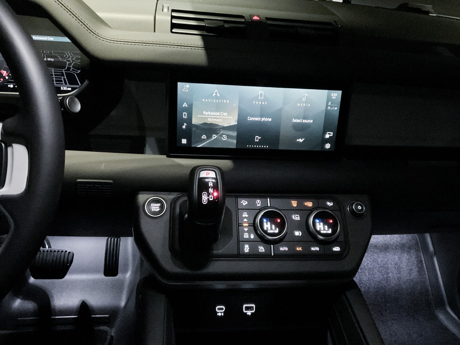 2024 Land Rover Defender S, Vancouver, Cash